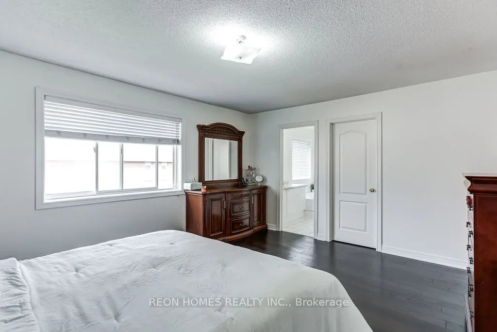 144 Edward Jeffreys Avenue