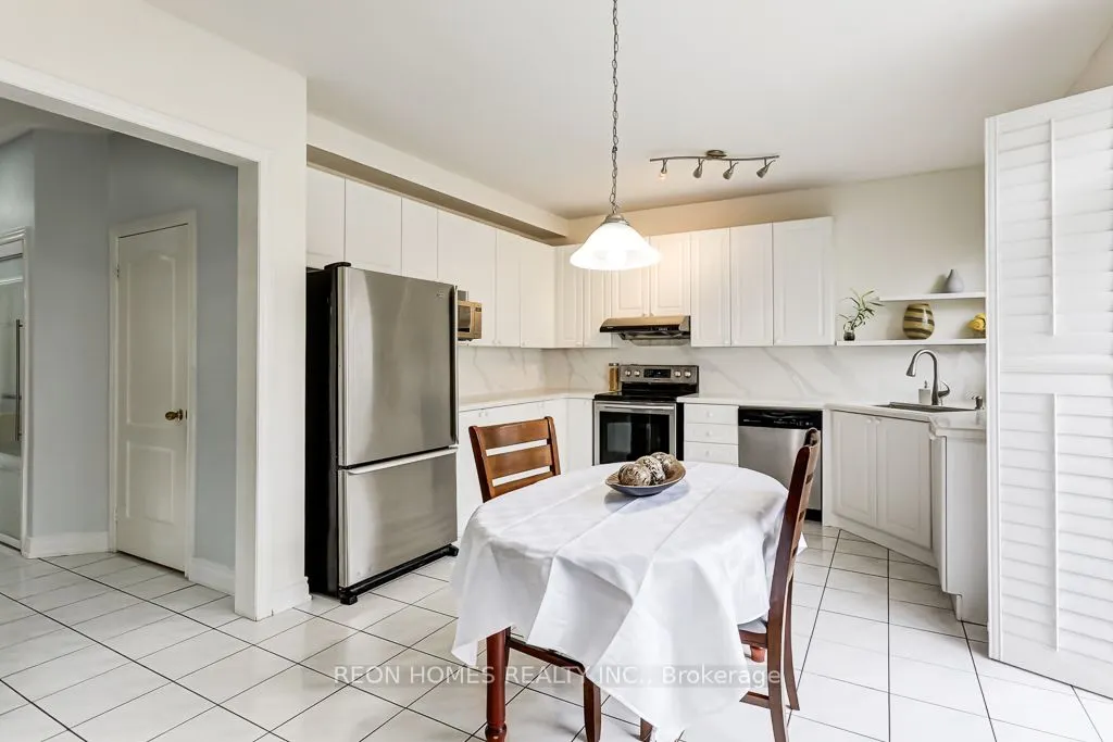 144 Edward Jeffreys Avenue