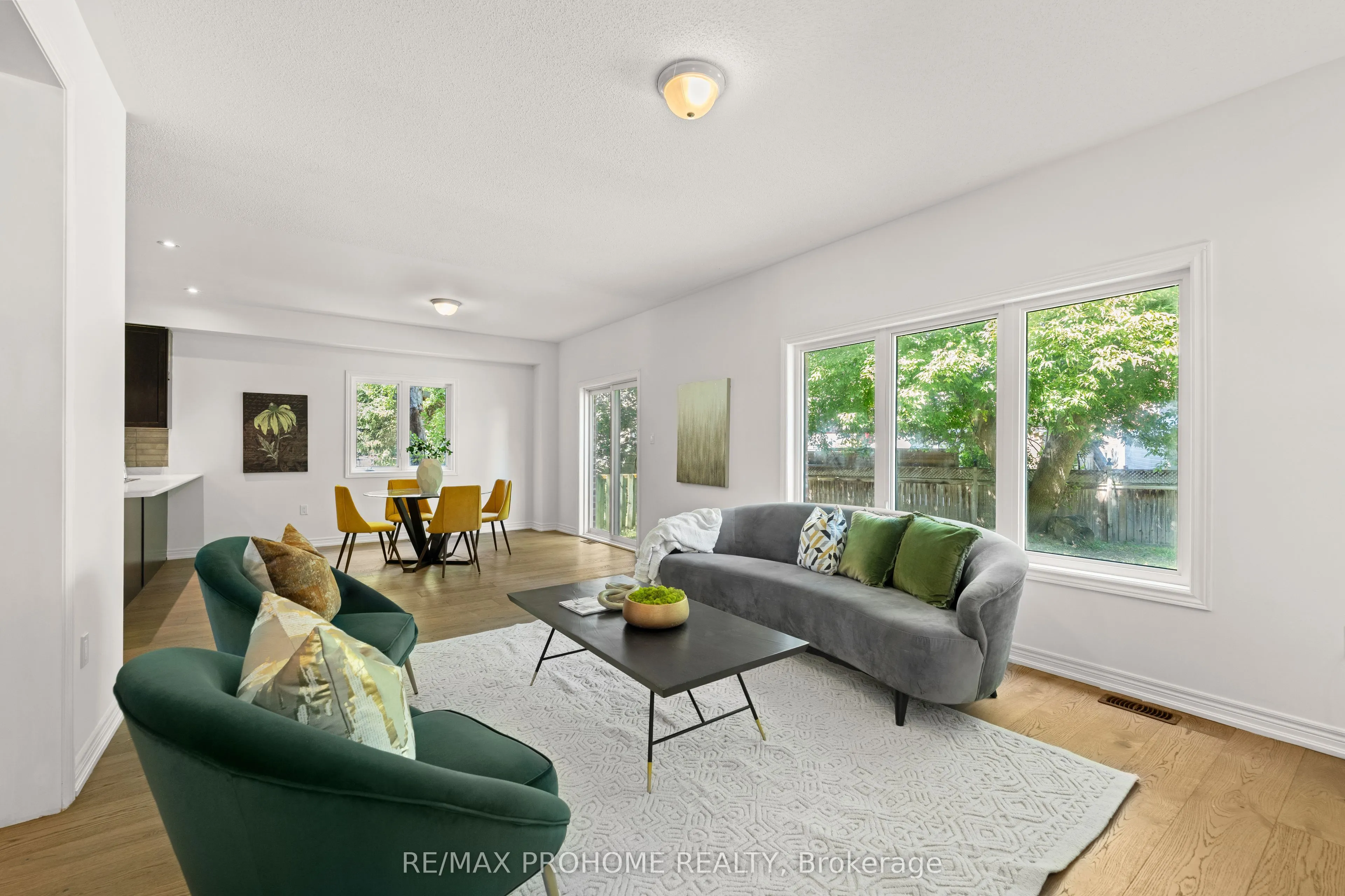 102 Riveredge Drive