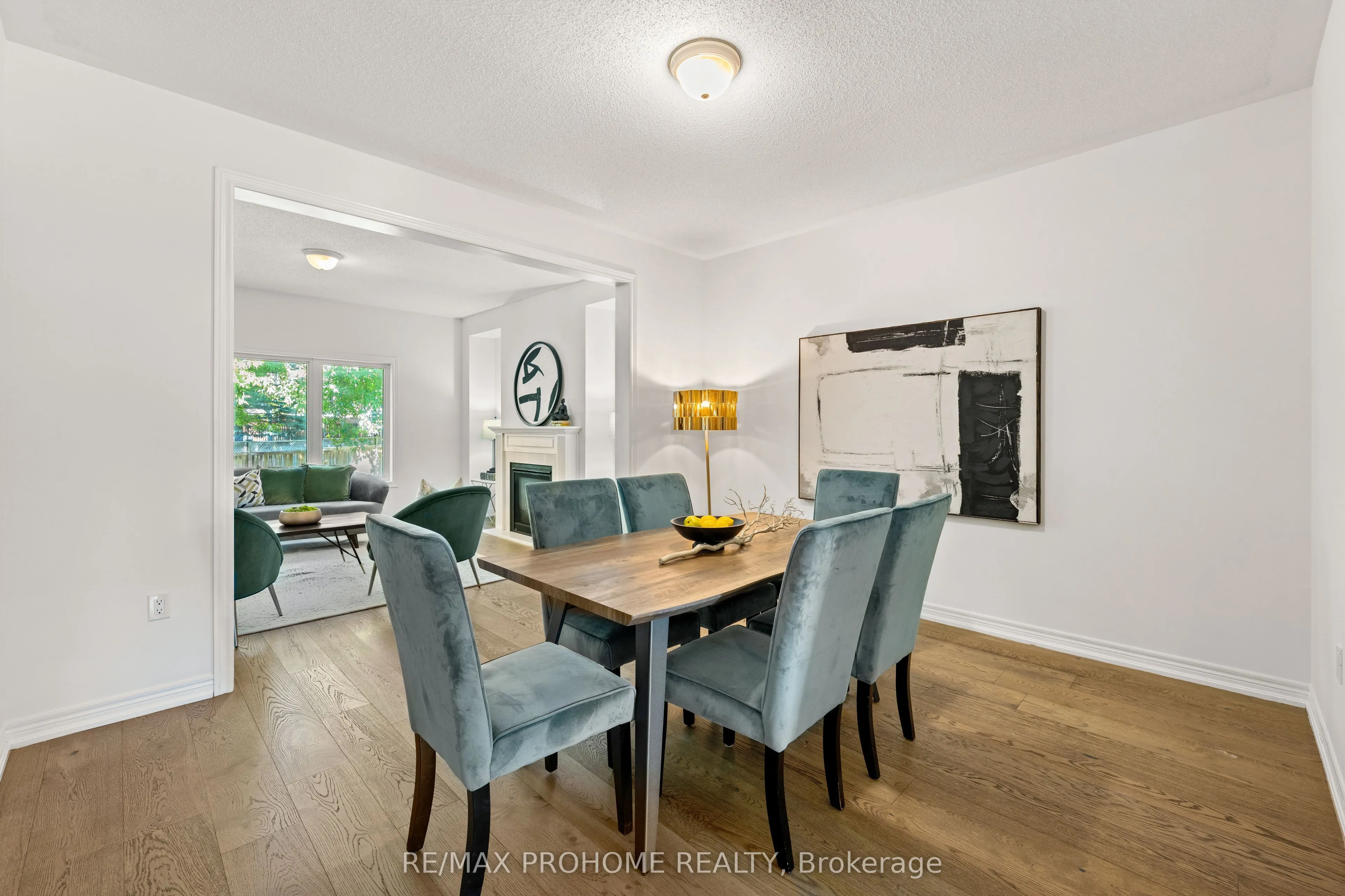 102 Riveredge Drive