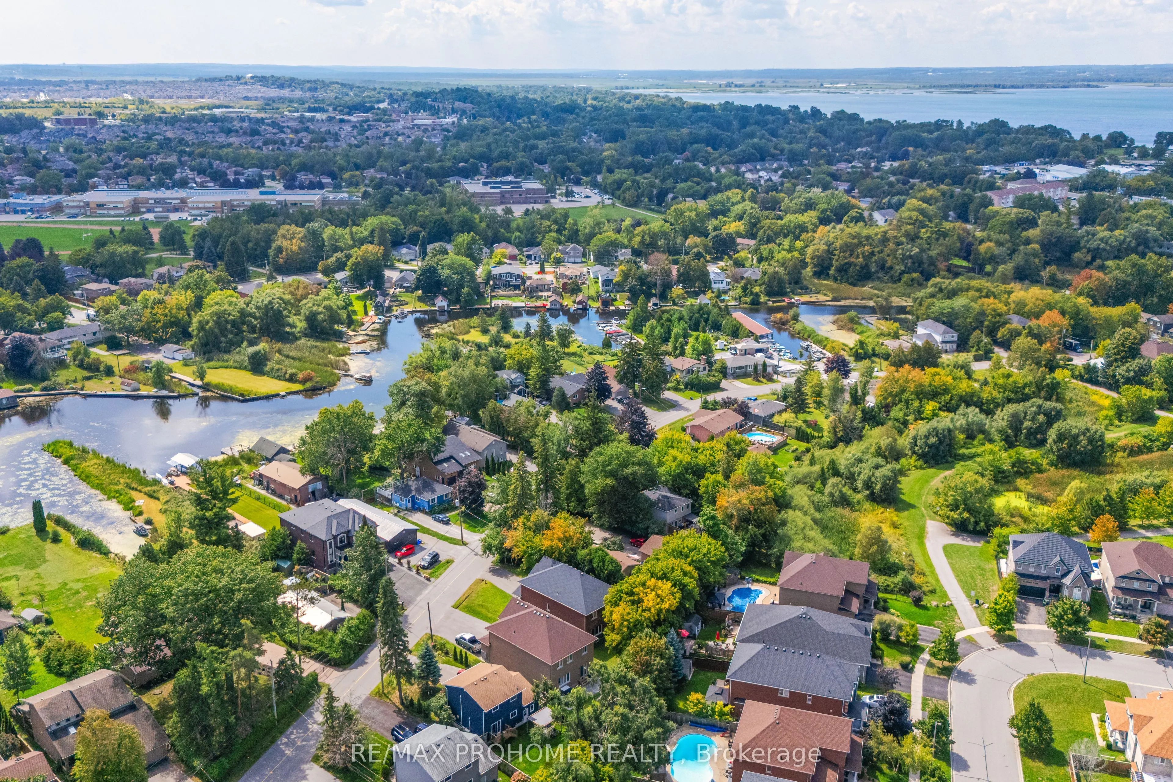 102 Riveredge Drive