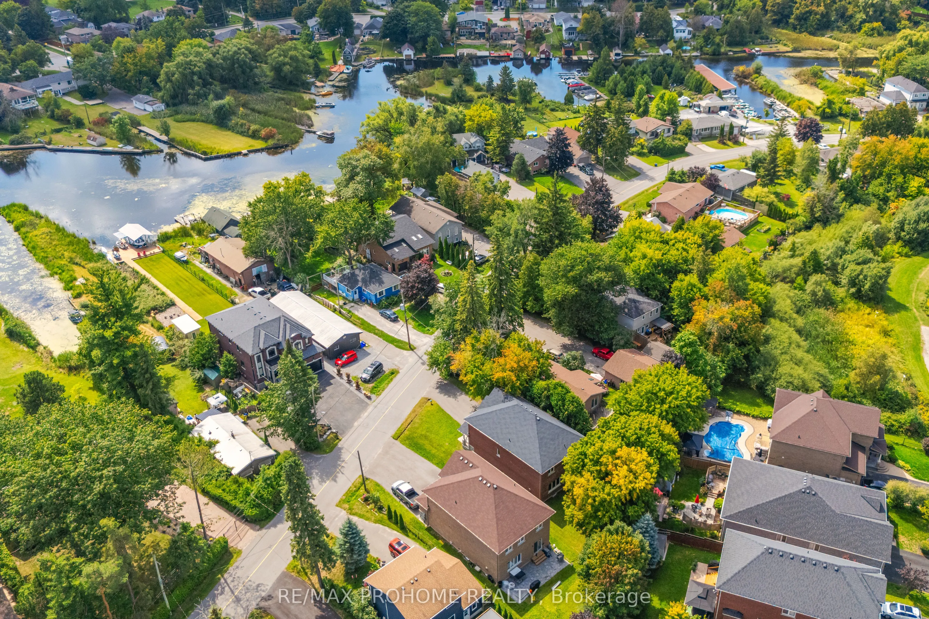 102 Riveredge Drive