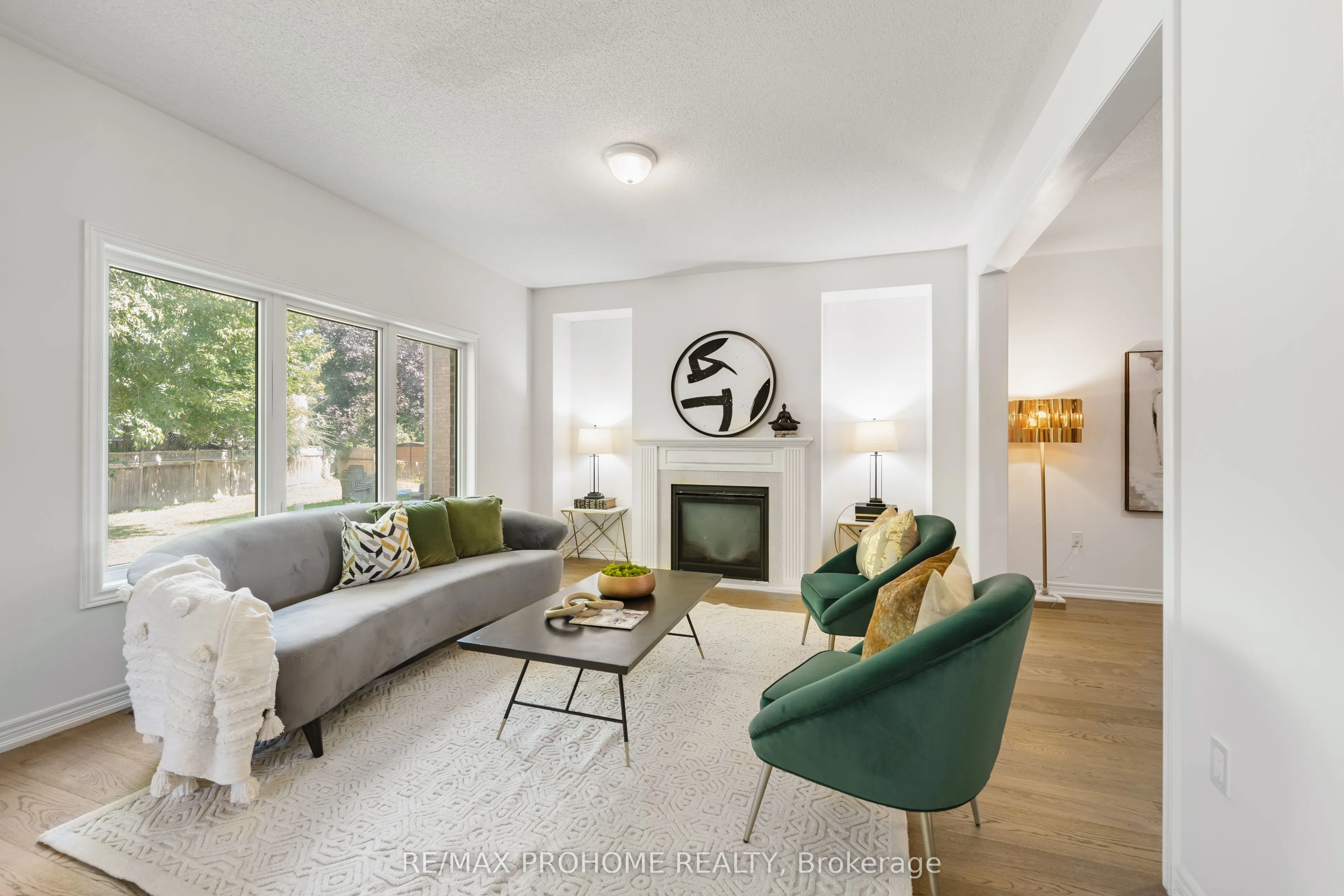 102 Riveredge Drive