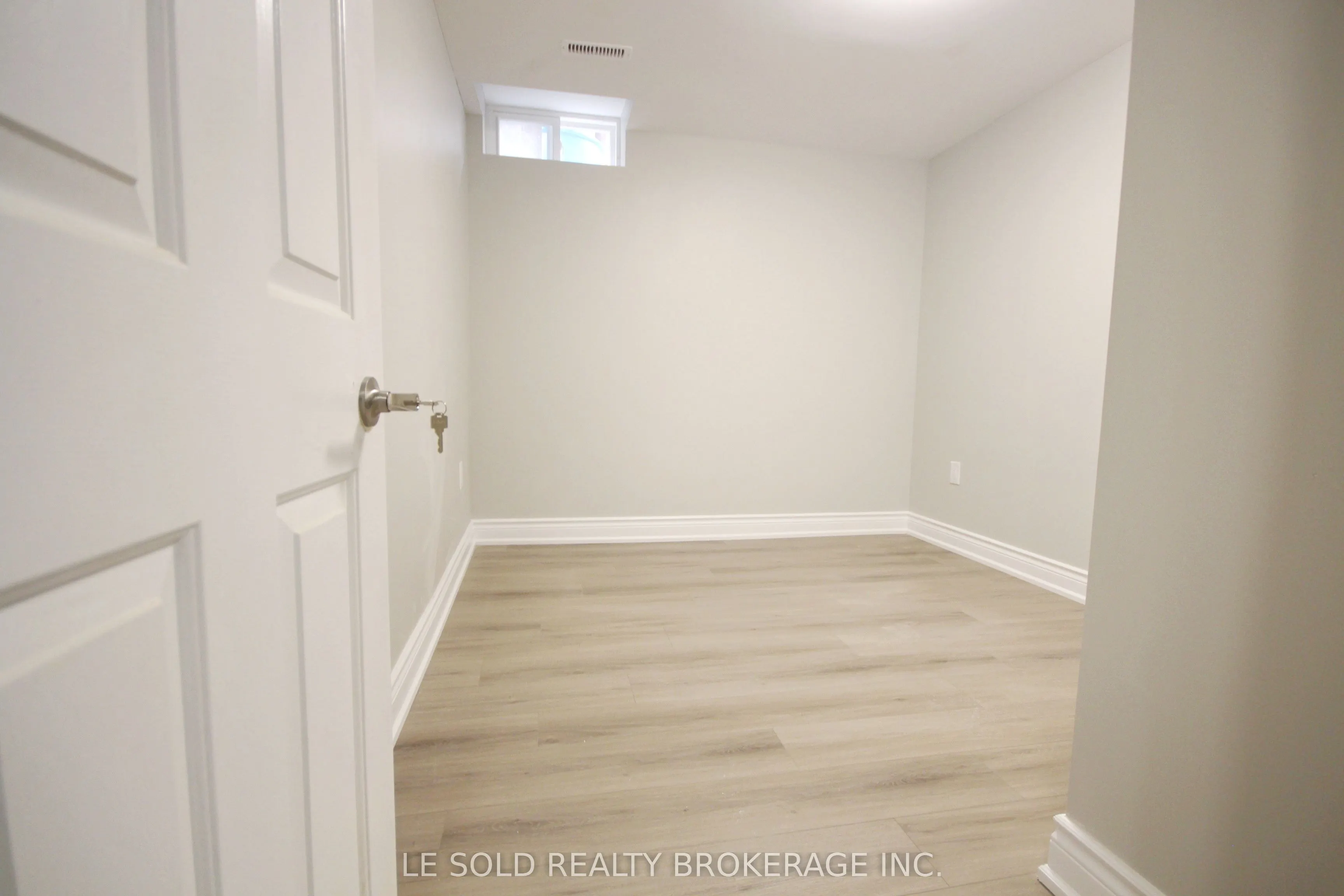 139 Walford Road, #Bsmt A