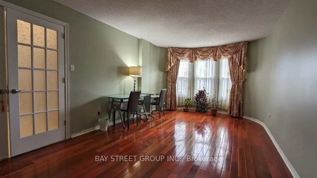 42 Pickett Crescent