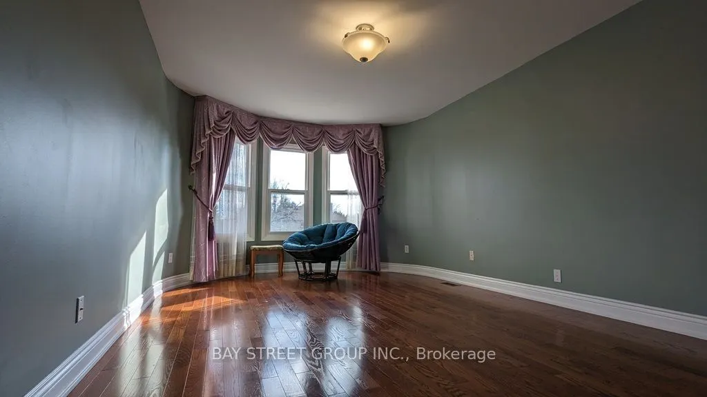 42 Pickett Crescent