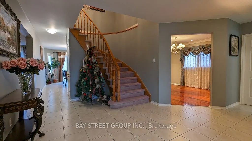 42 Pickett Crescent