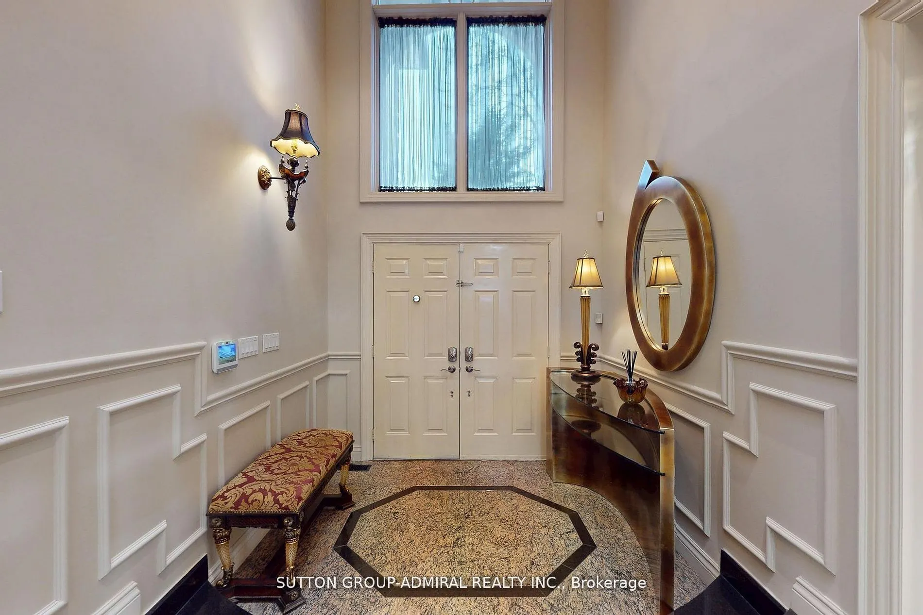 220 King High Drive