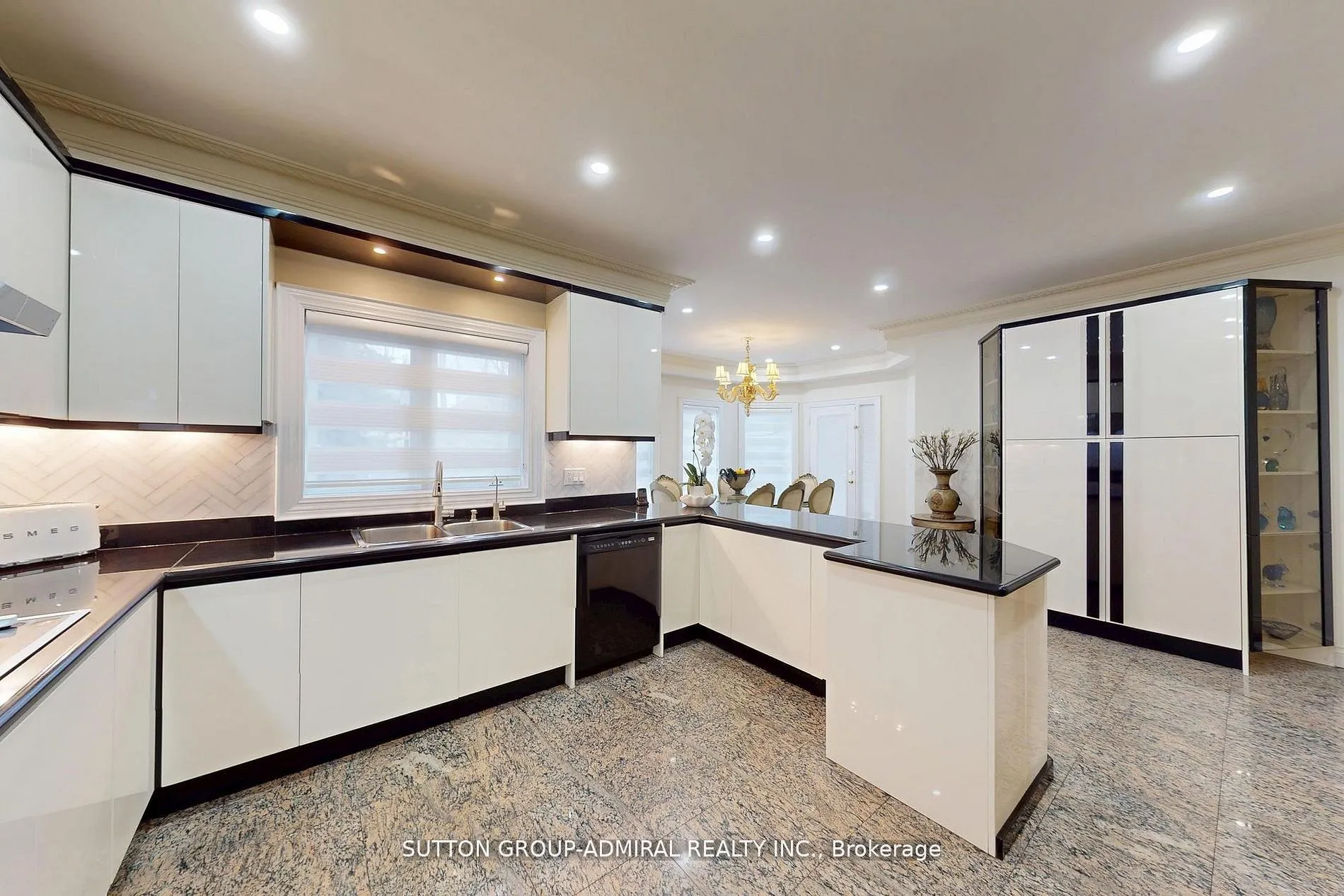 220 King High Drive