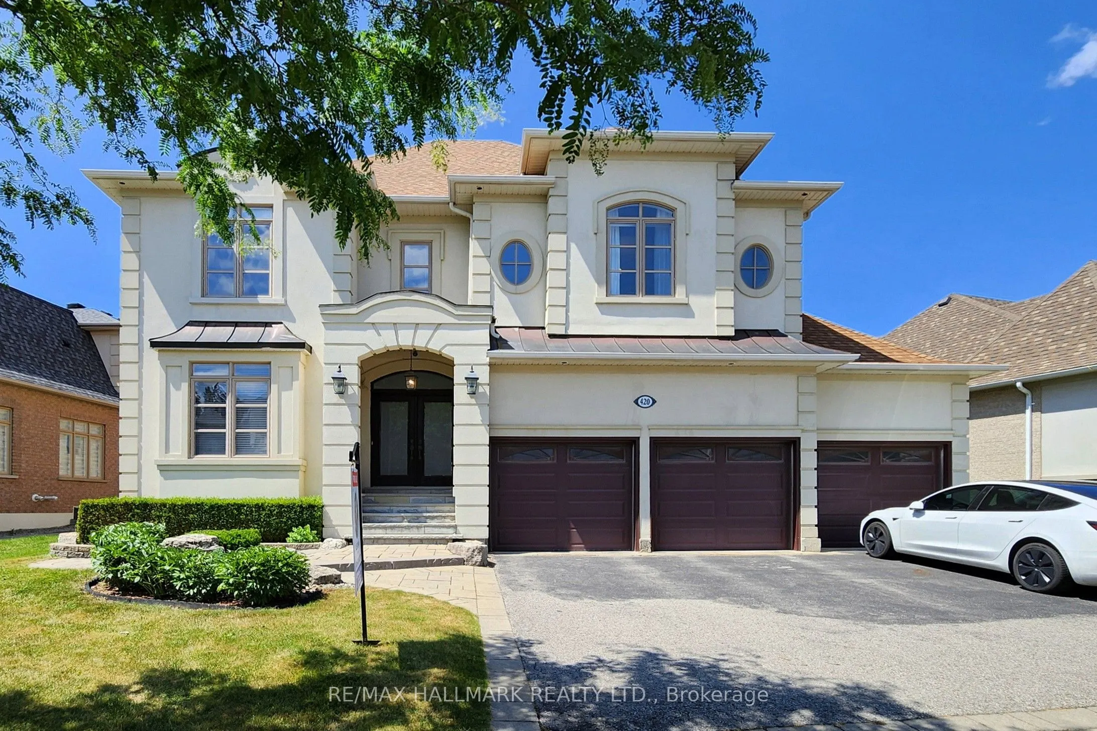 420 Paradelle Drive
