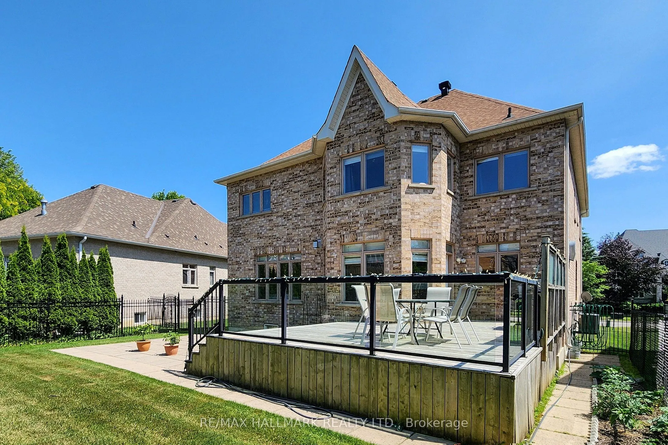 420 Paradelle Drive