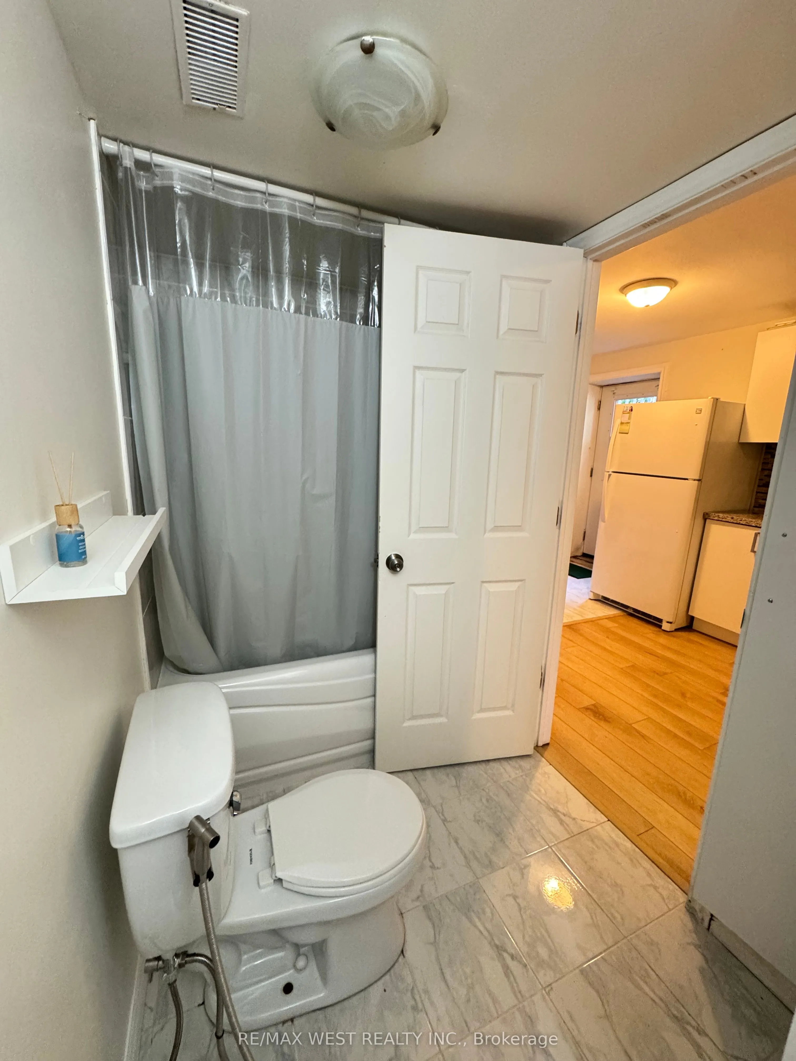 26 Brookland Avenue, #26A