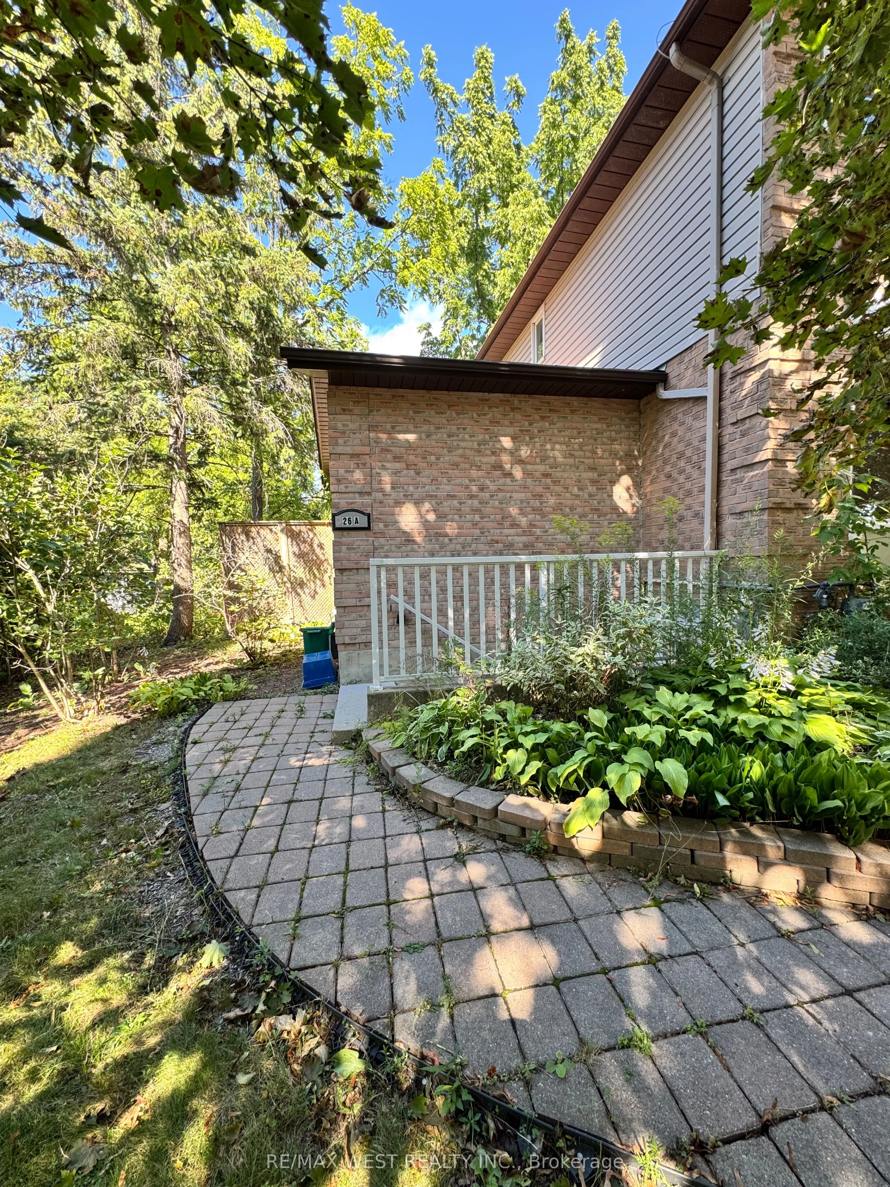 26 Brookland Avenue, #26A