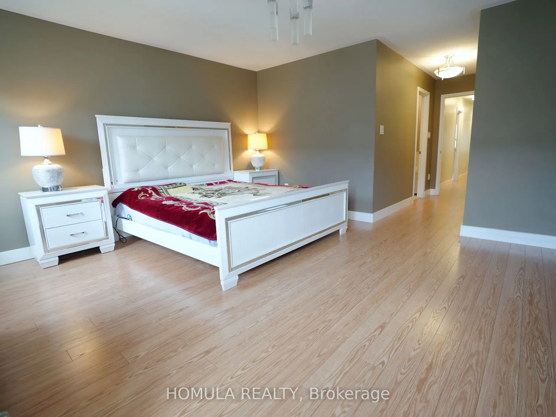 16 Coranto Way