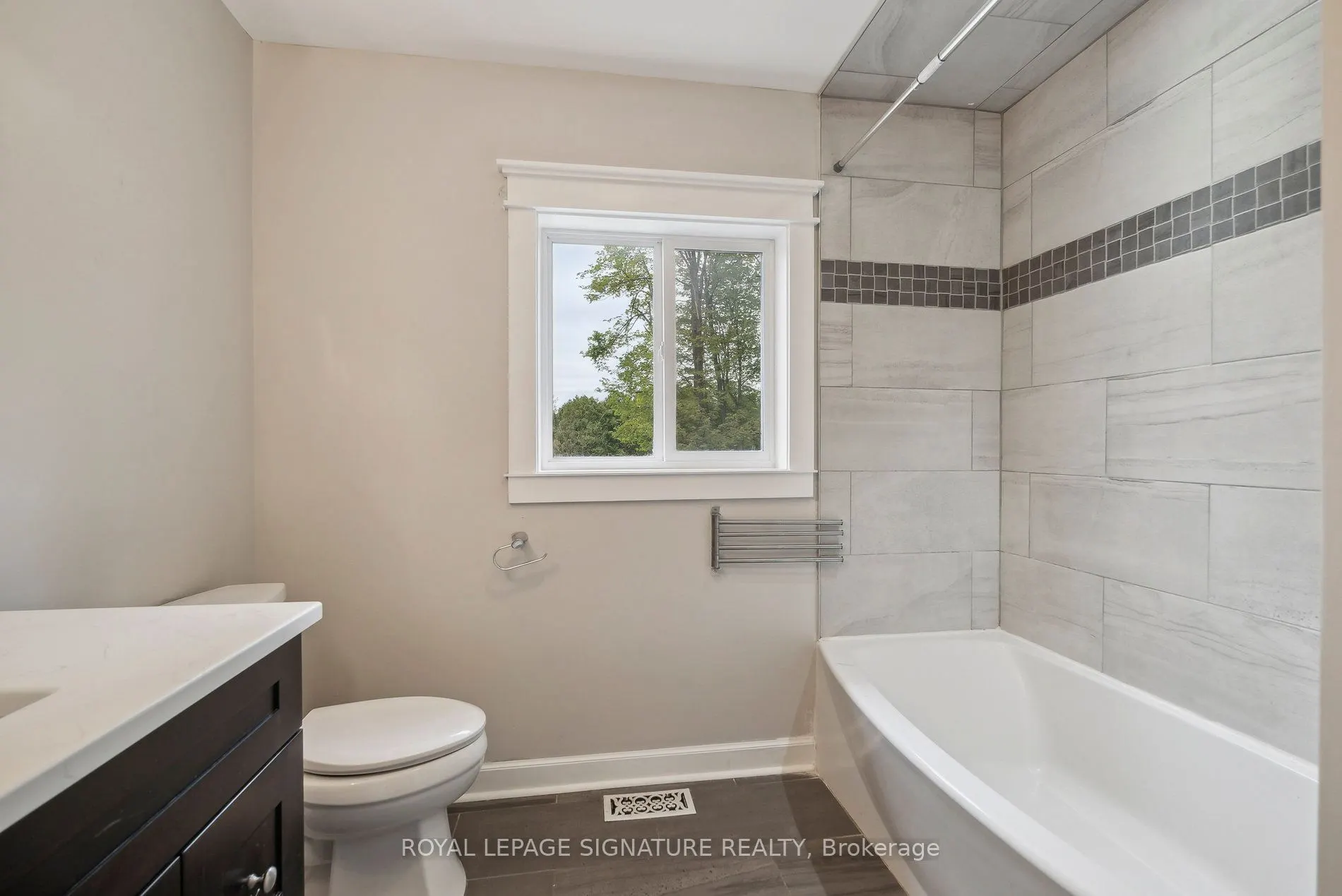 4290 Yonge Street