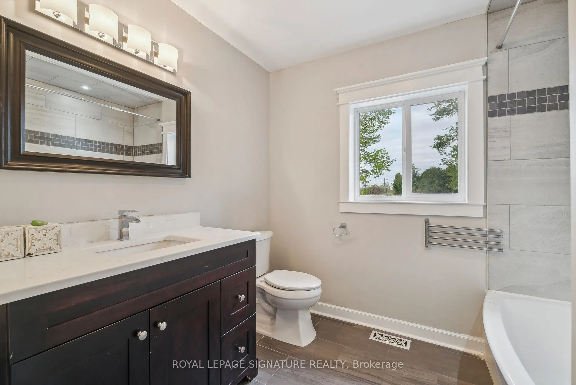 4290 Yonge Street