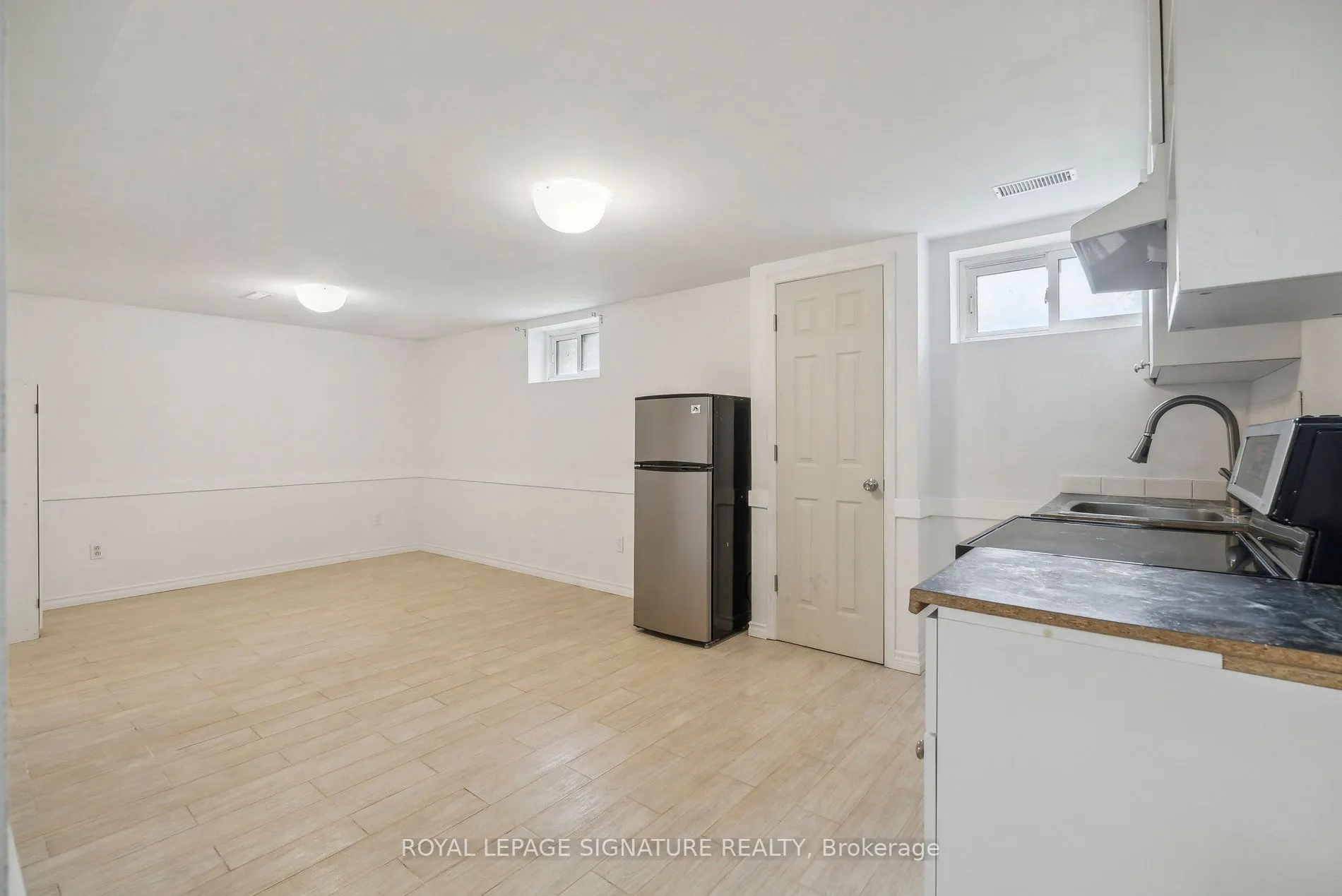 4290 Yonge Street