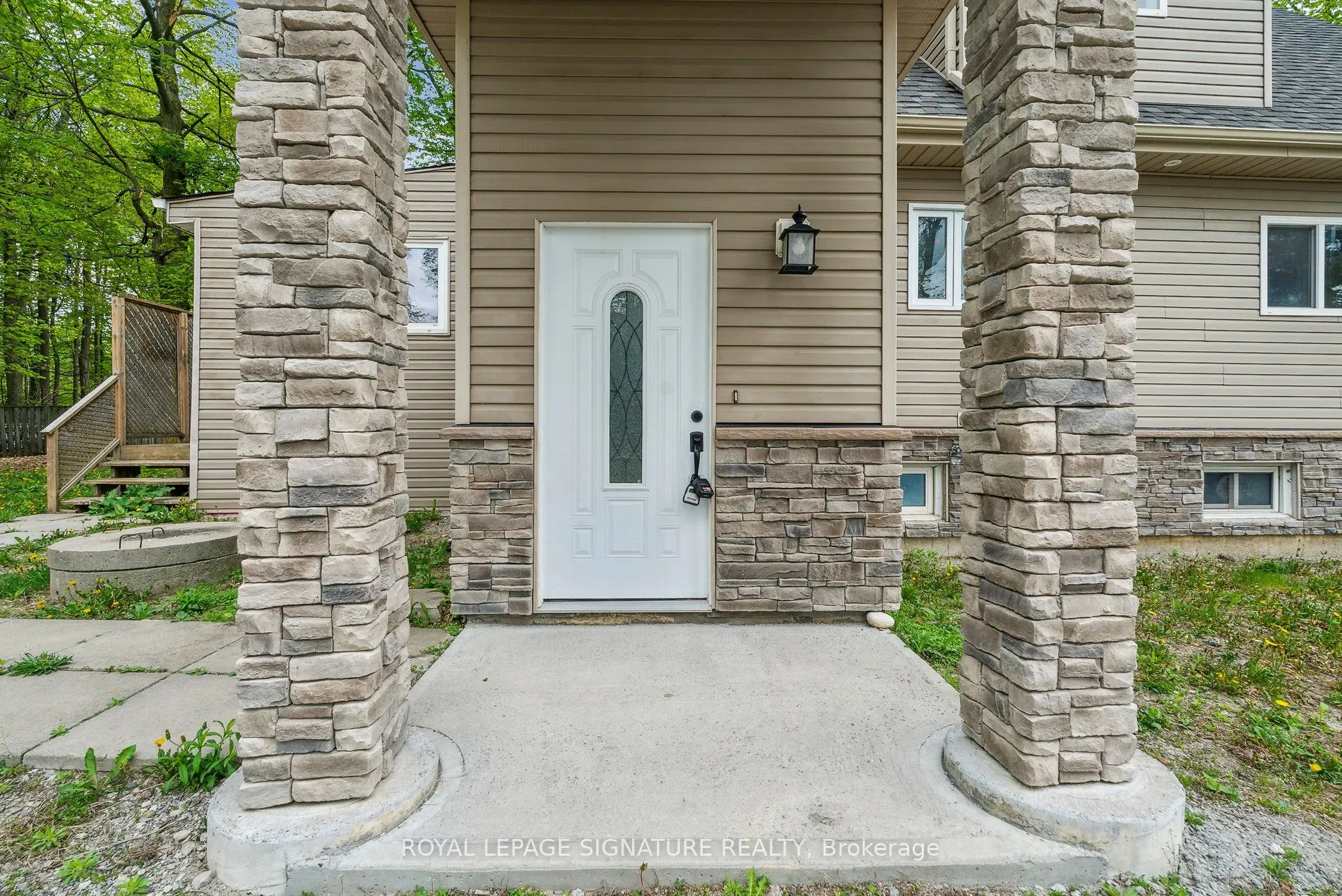 4290 Yonge Street