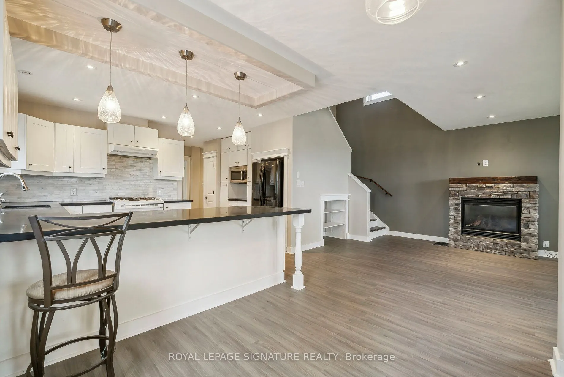 4290 Yonge Street