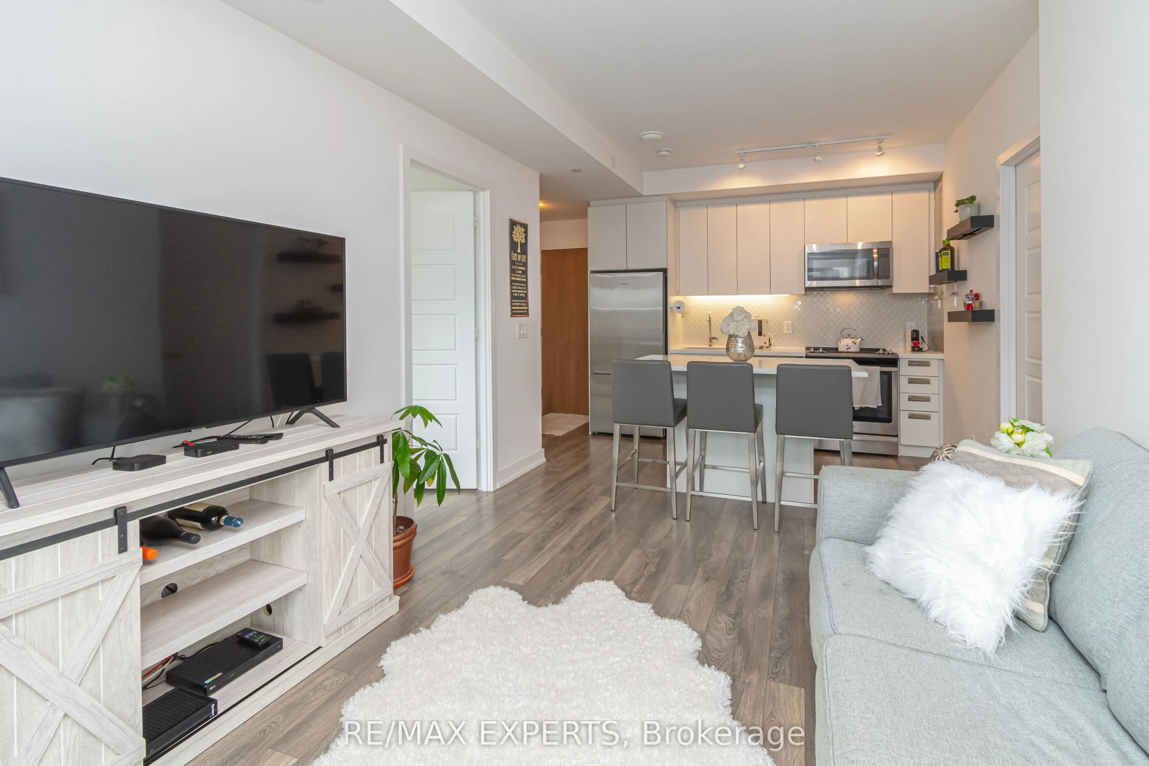 301 Sea Ray Avenue, #C315