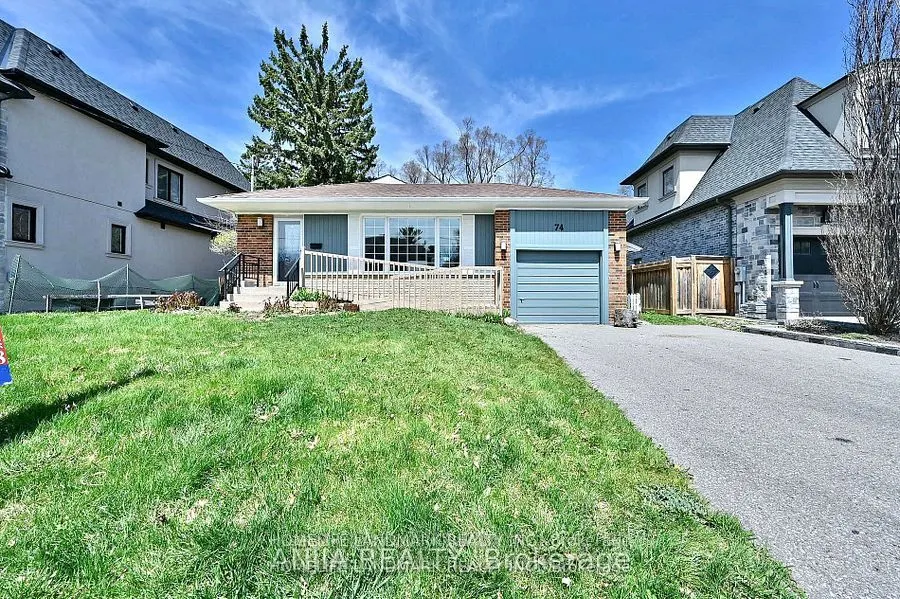 74 Robinson Street, #Basement