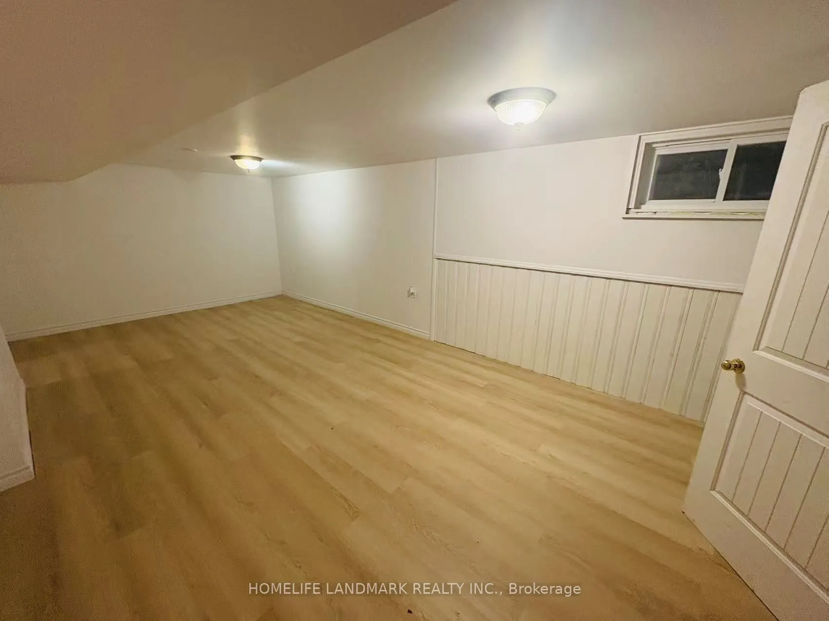 74 Robinson Street, #Basement