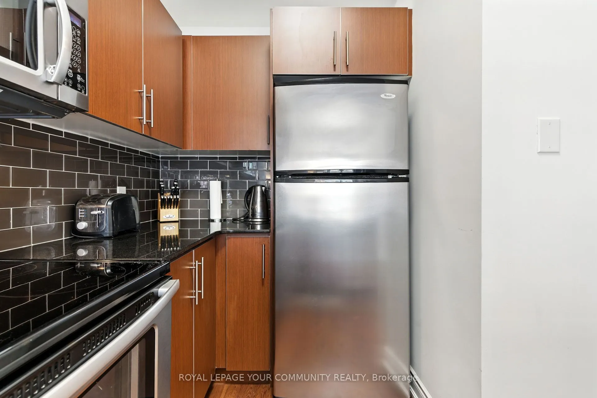 281 Woodbridge Avenue, #540