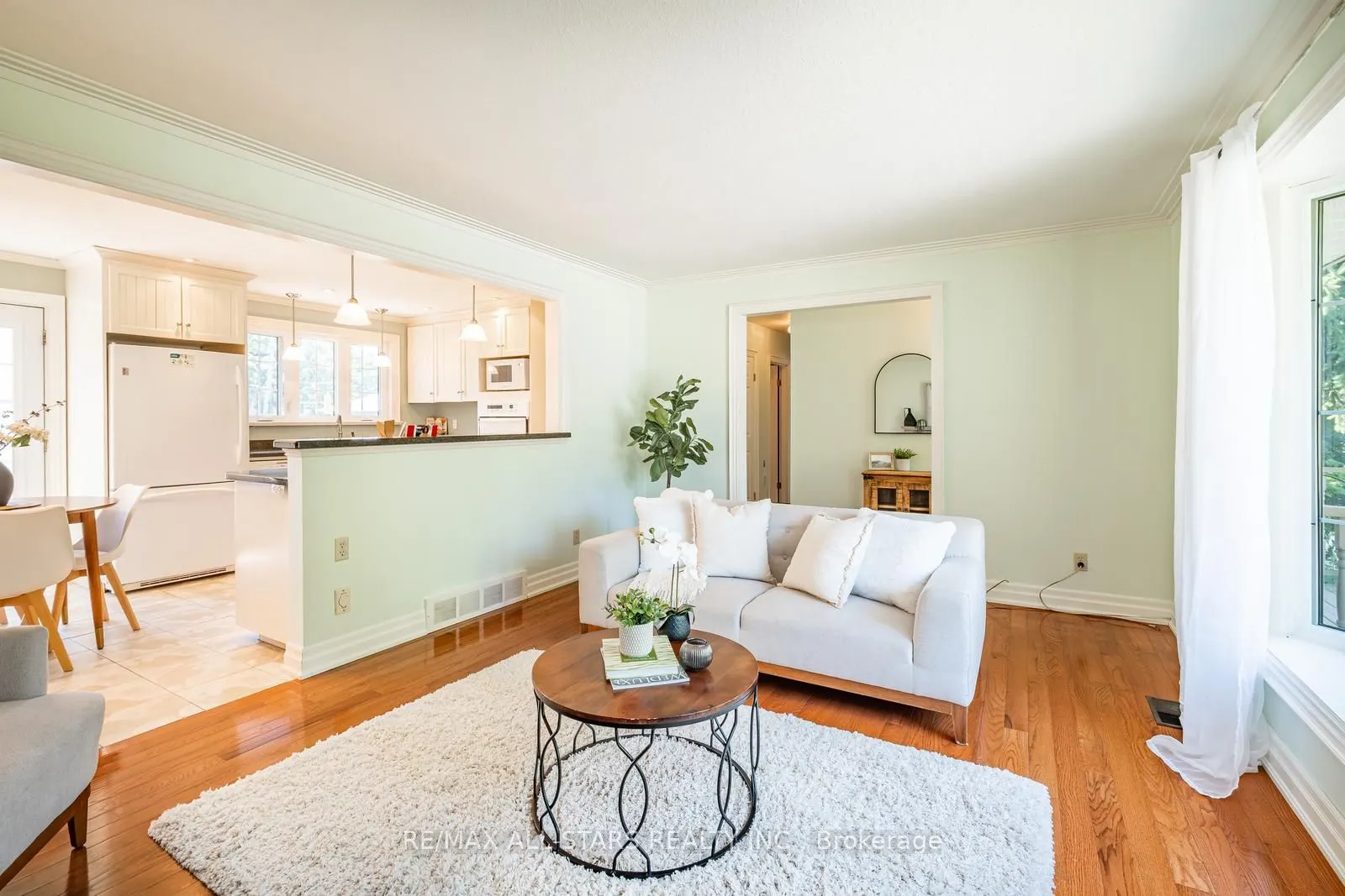 344 Rupert Avenue