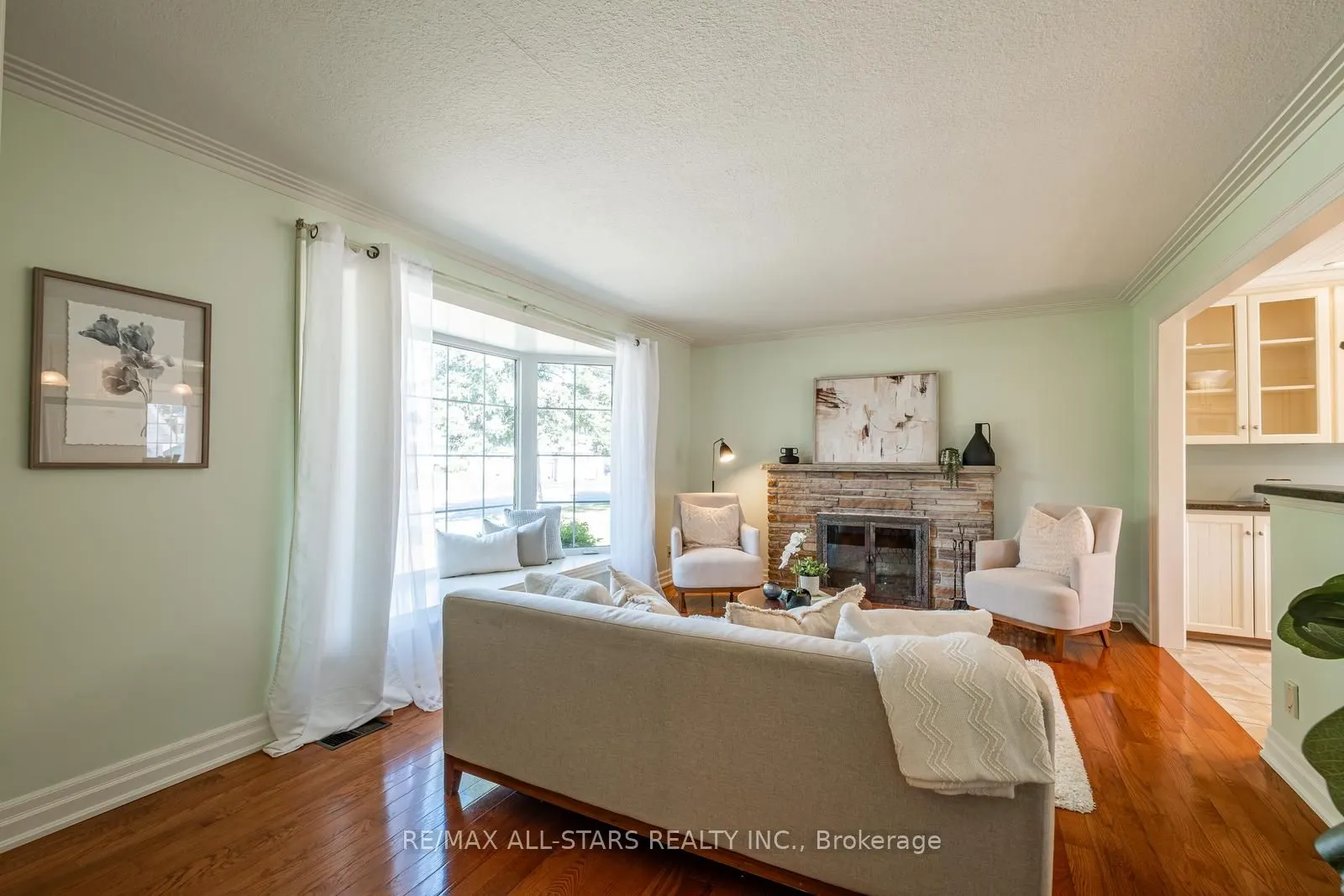 344 Rupert Avenue