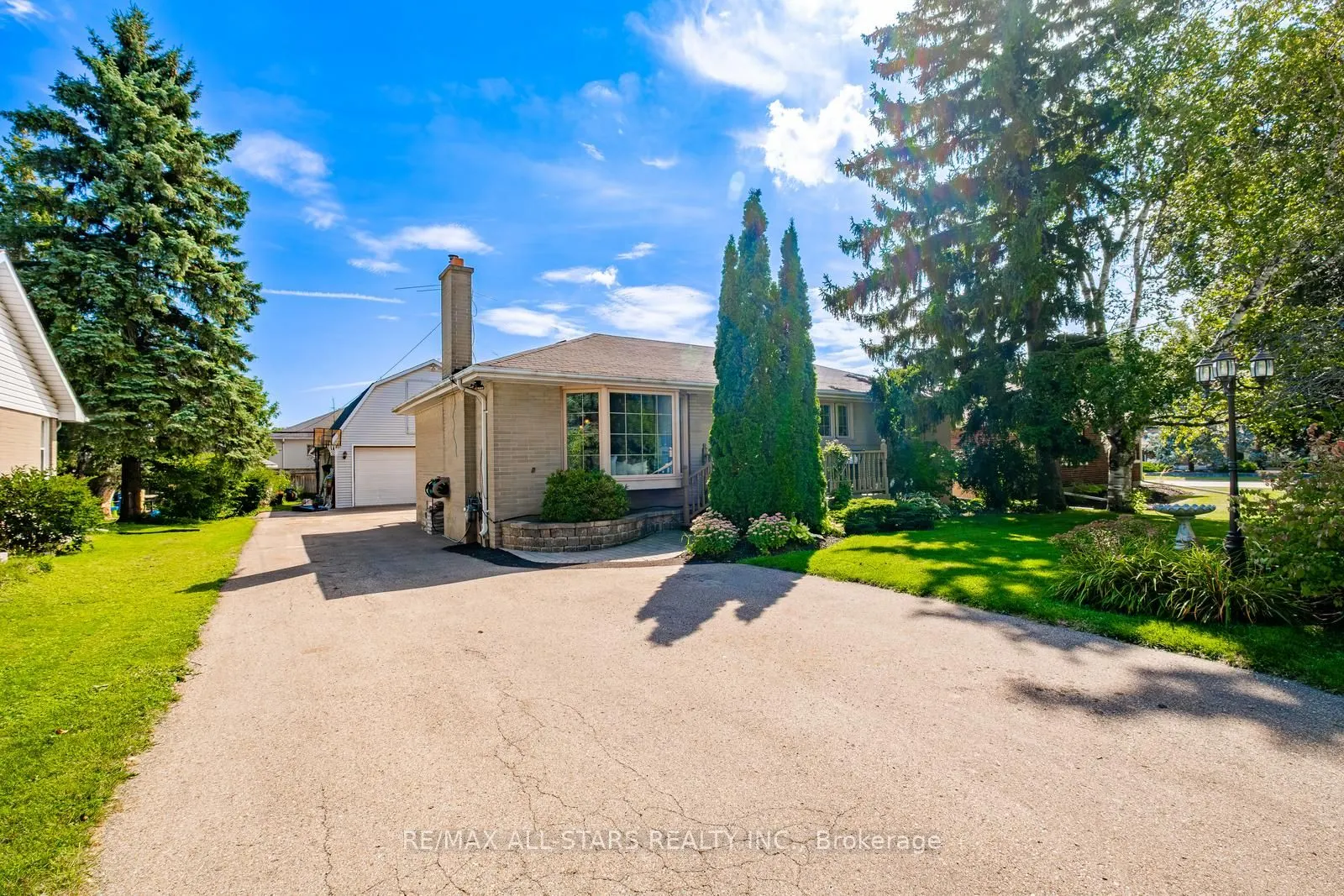 344 Rupert Avenue