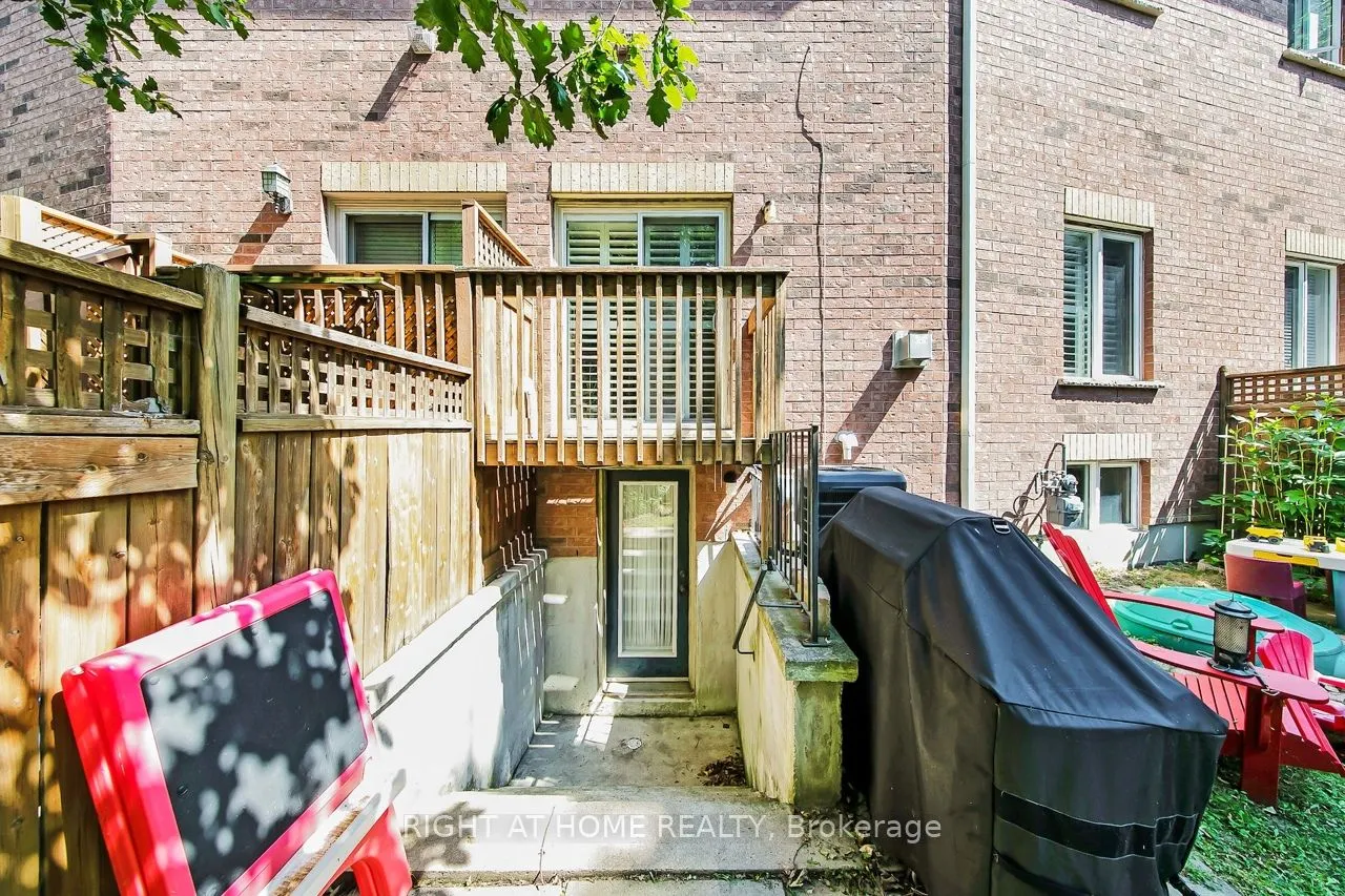 23 Michael Way, #27
