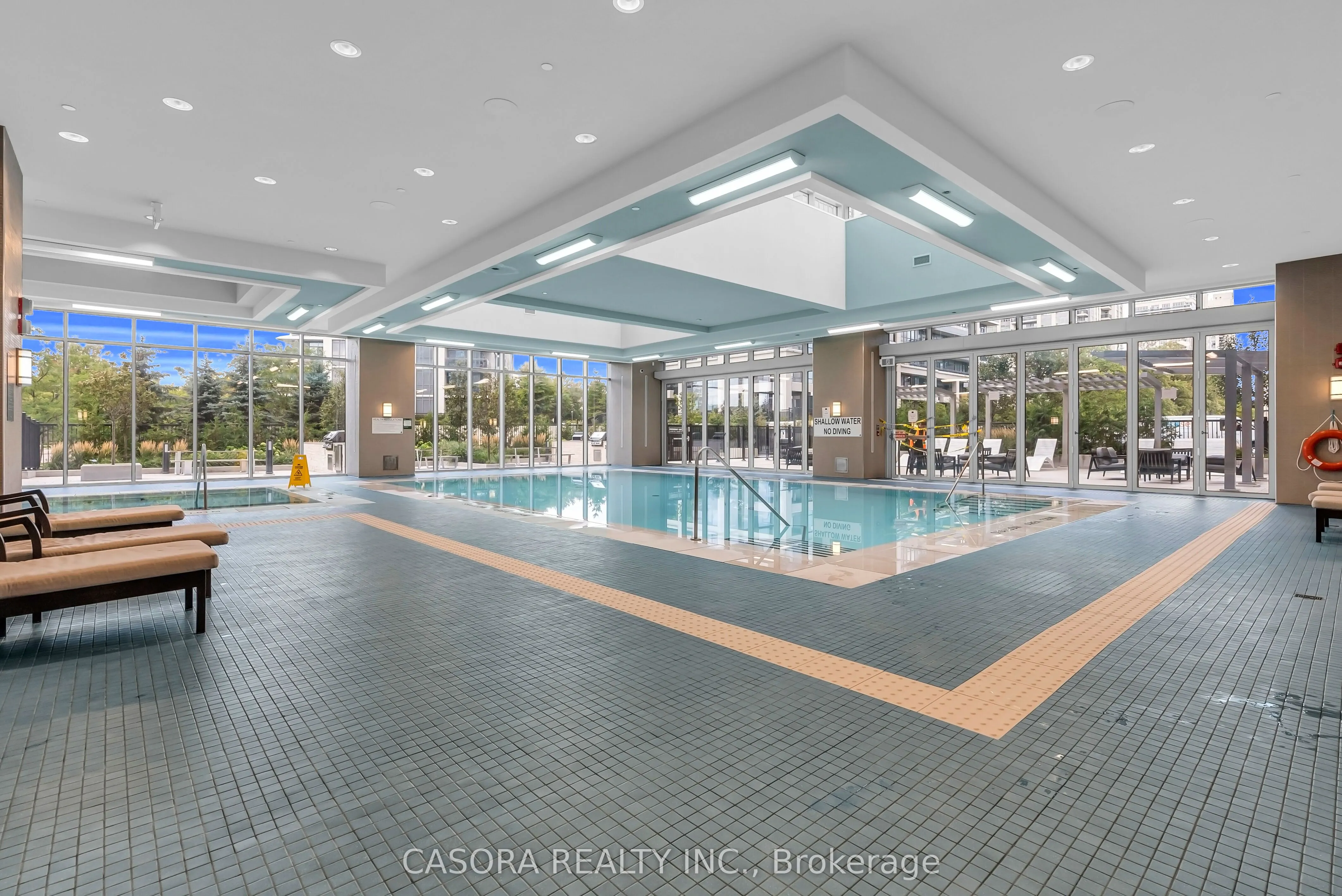 20 Gatineau Drive, #11