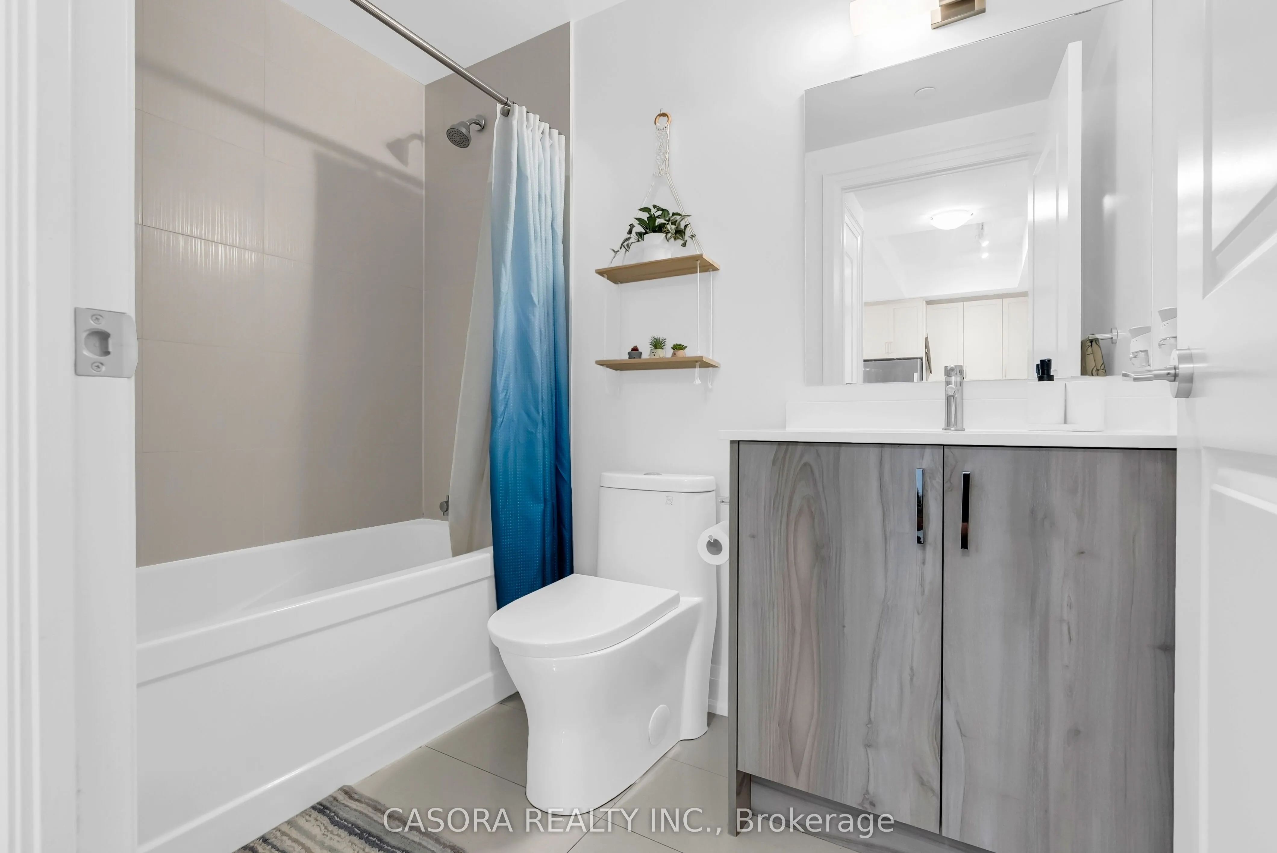 20 Gatineau Drive, #11