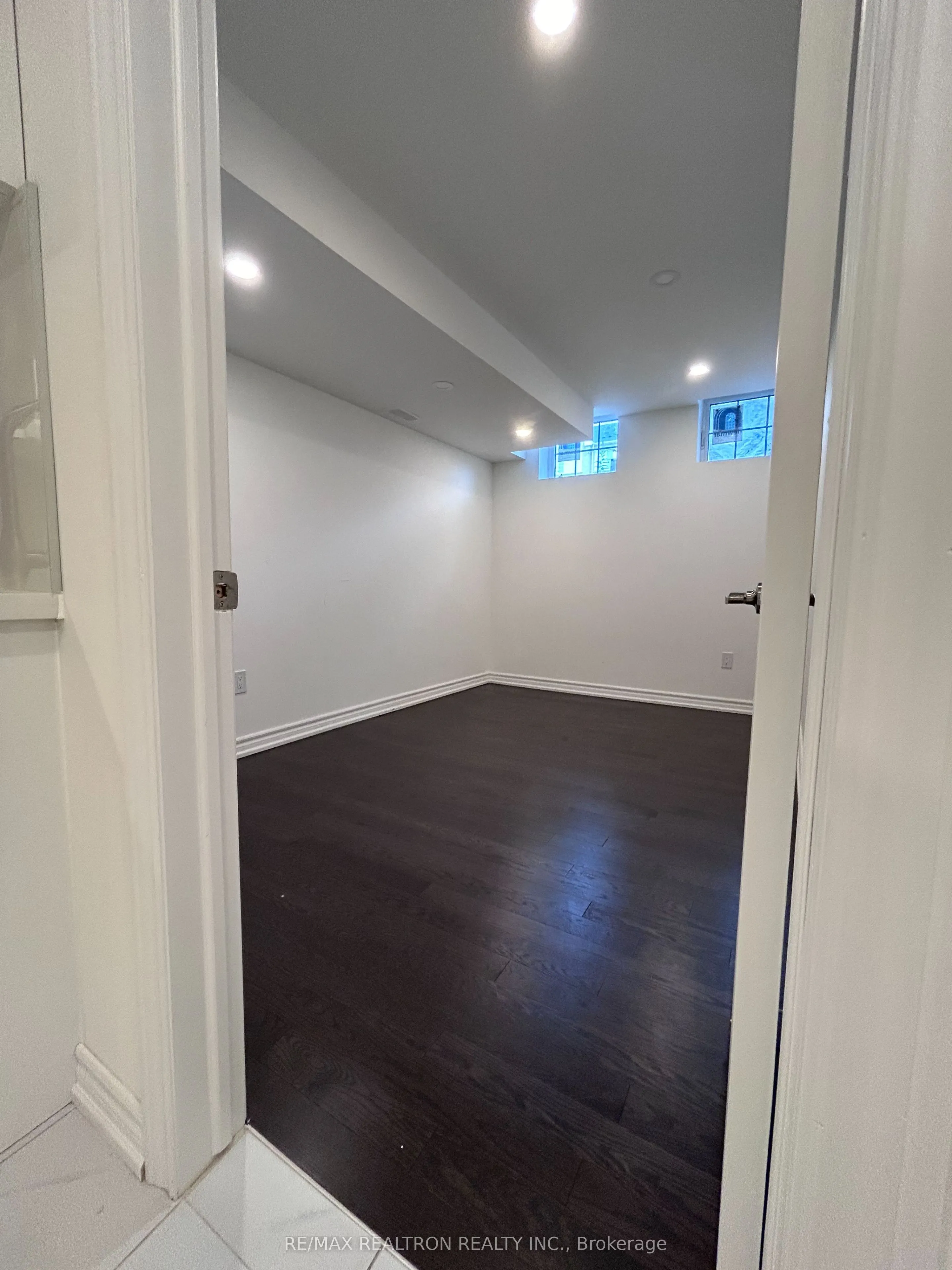8 Finley Way