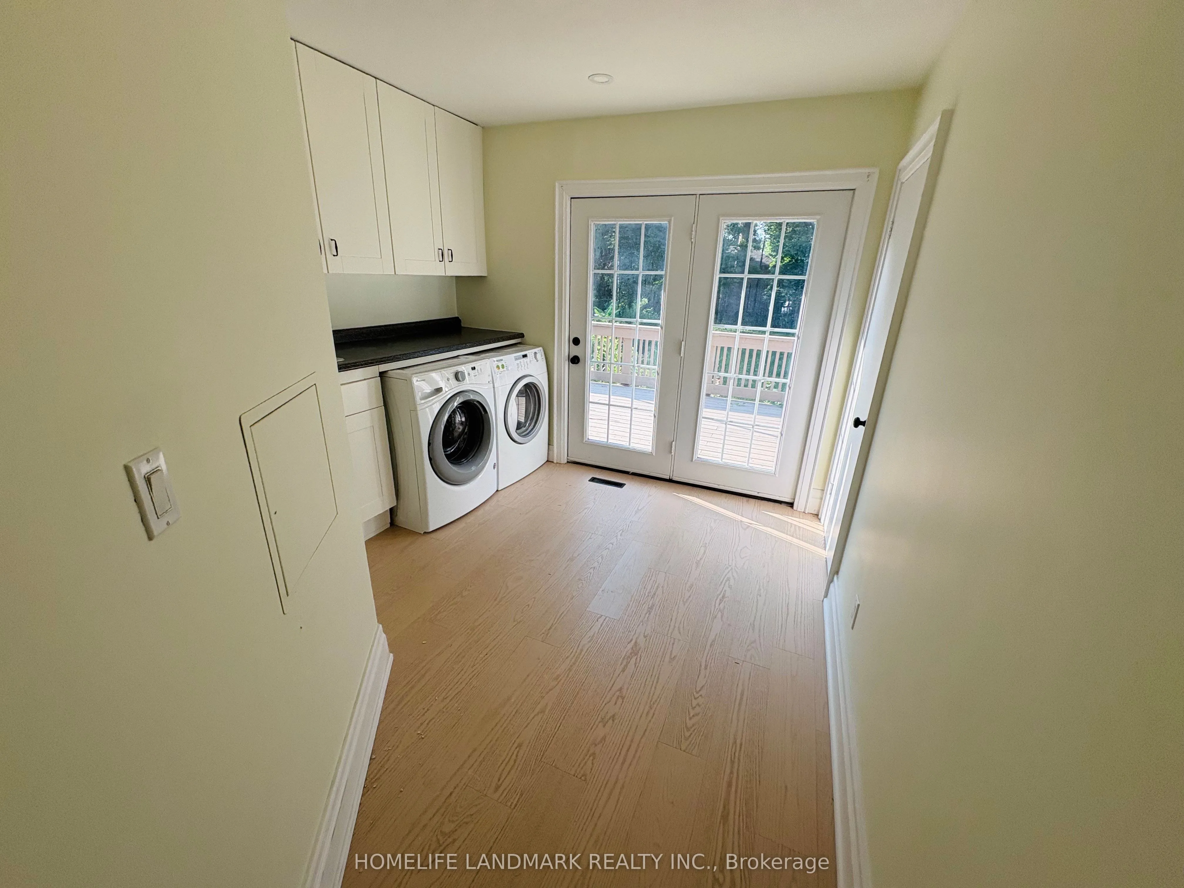 74 Robinson Street, #Main