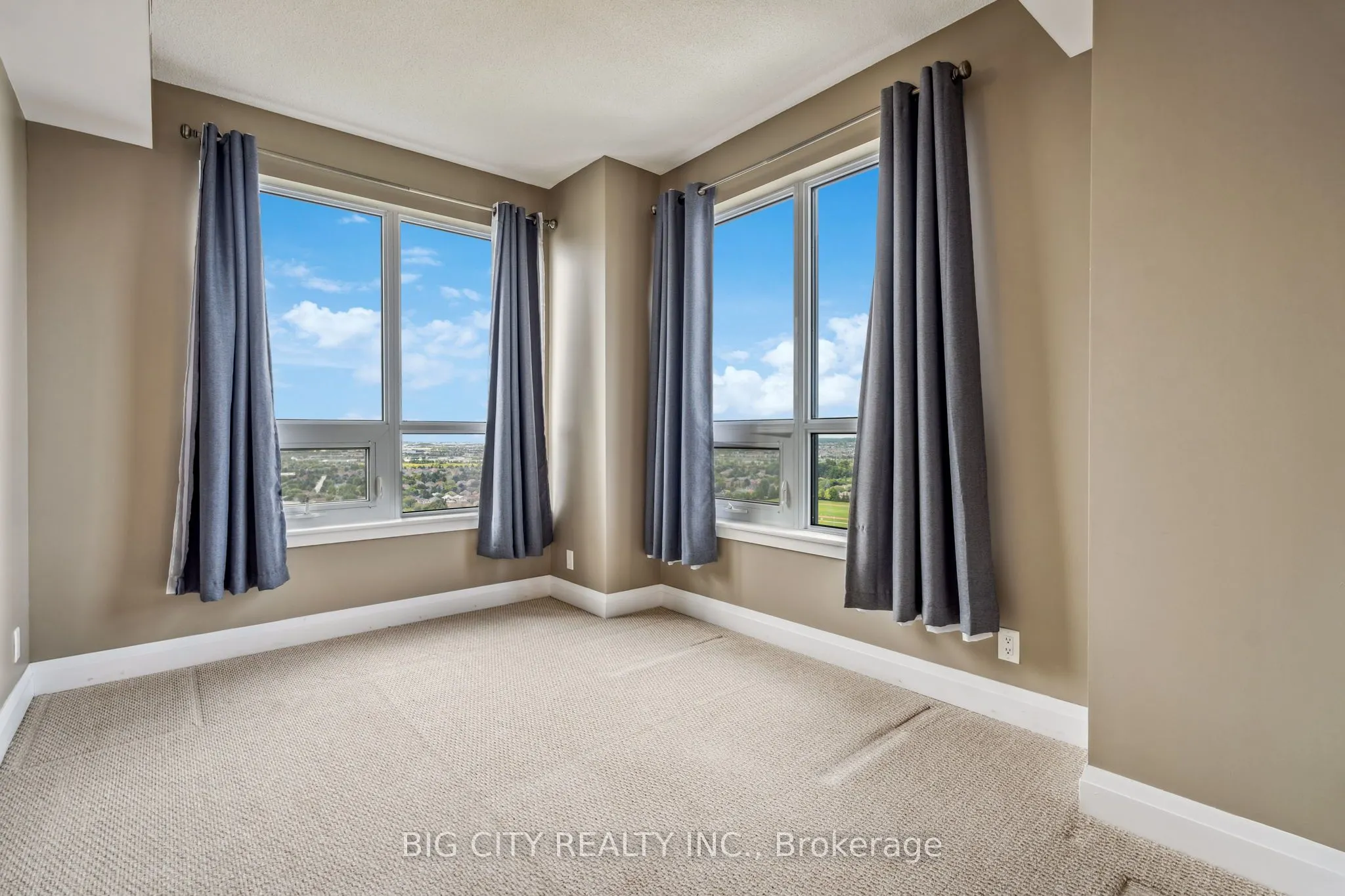 7890 Bathurst Street, #2210