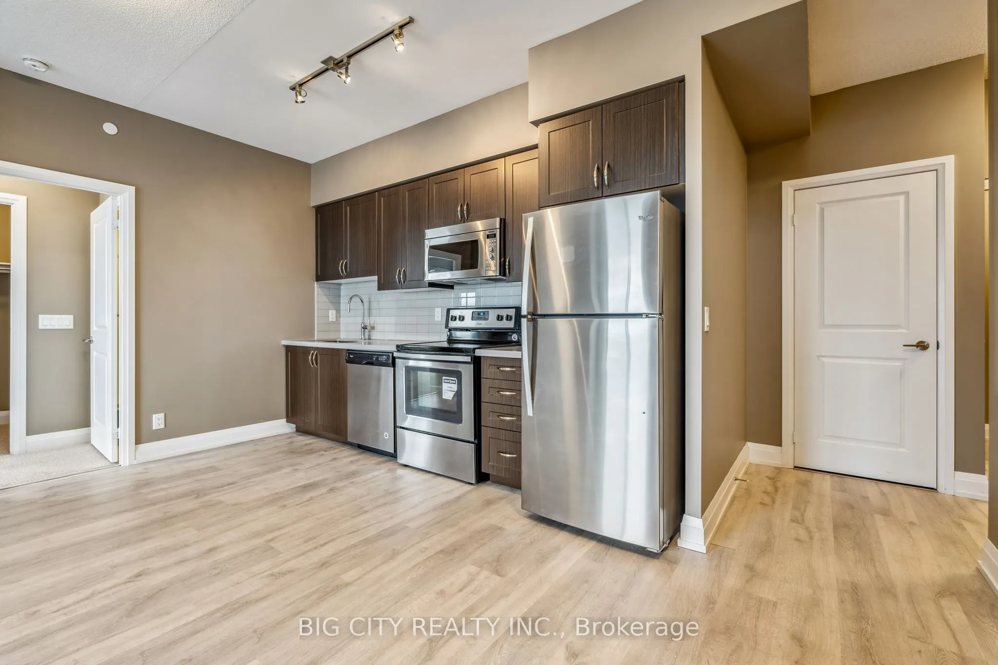7890 Bathurst Street, #2210