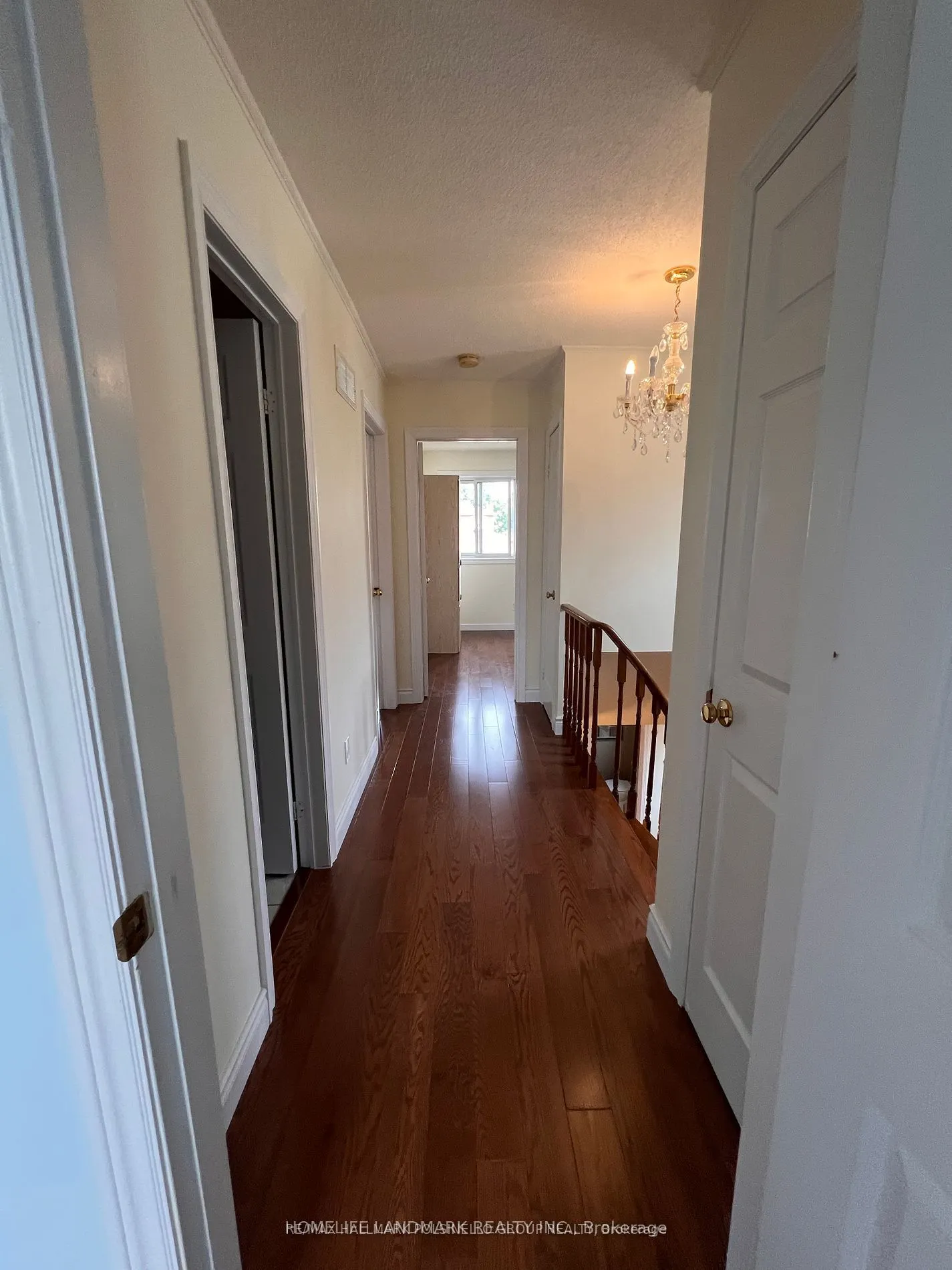 202 Billings Crescent