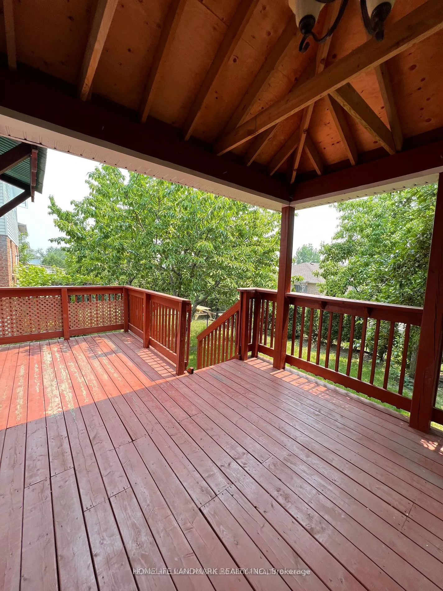 202 Billings Crescent