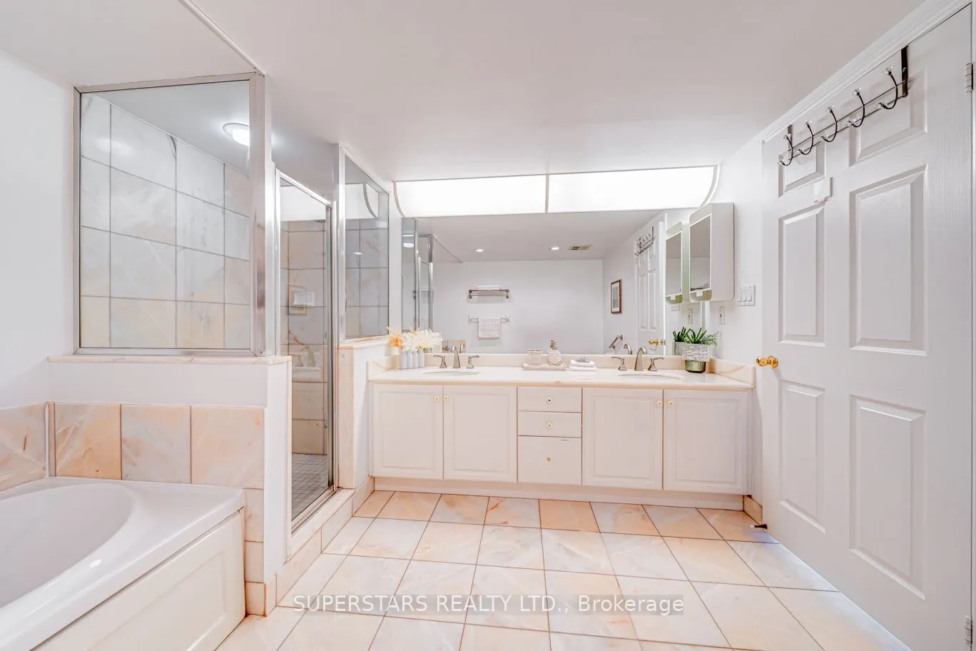 610 Bullock Drive, #415