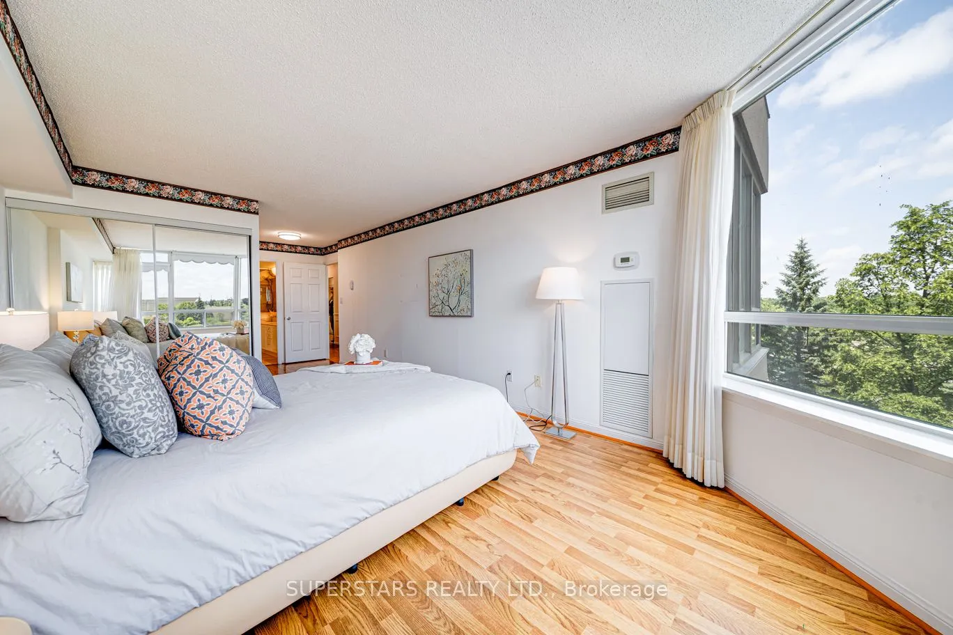 610 Bullock Drive, #415