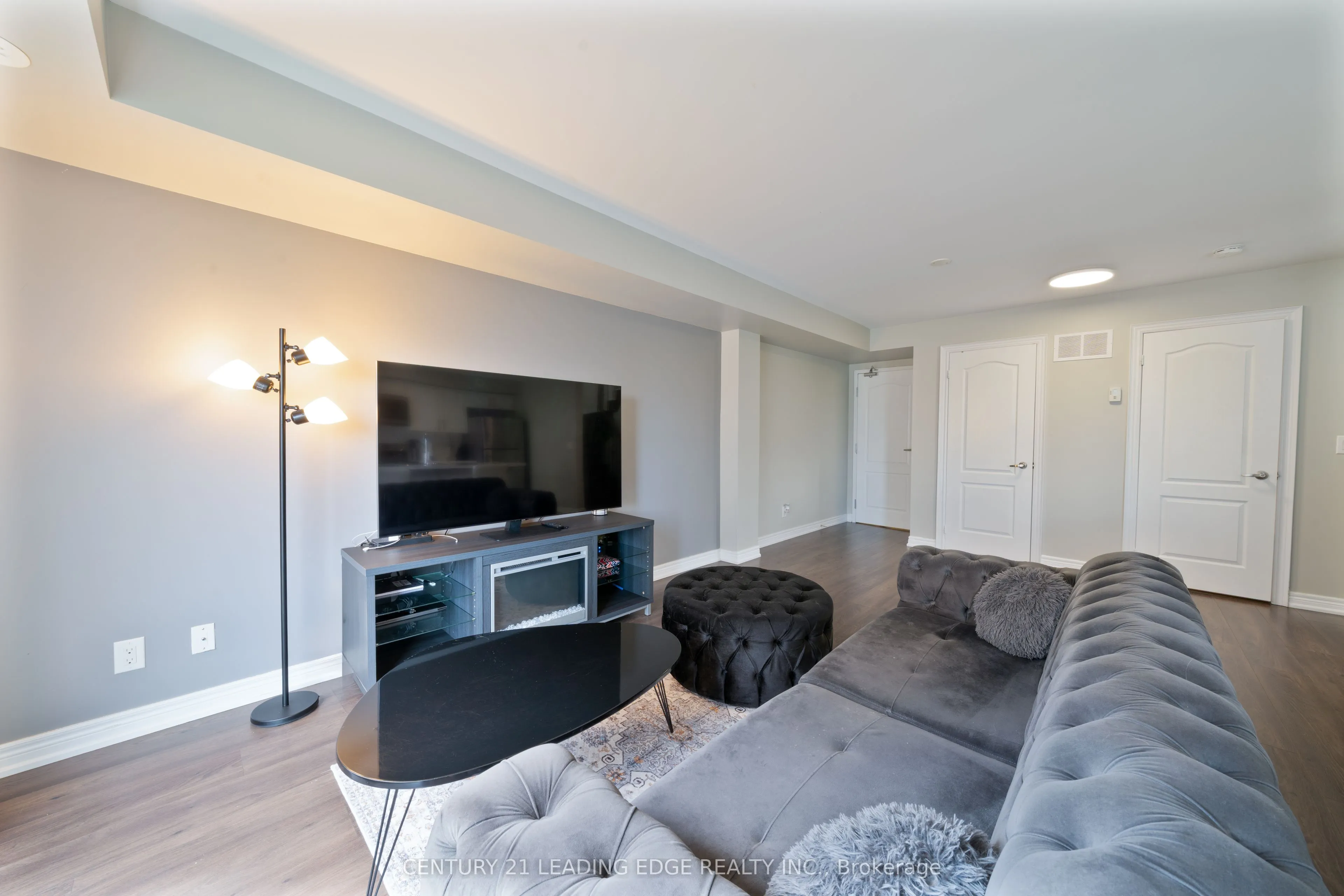 2 Dunsheath Way, #132