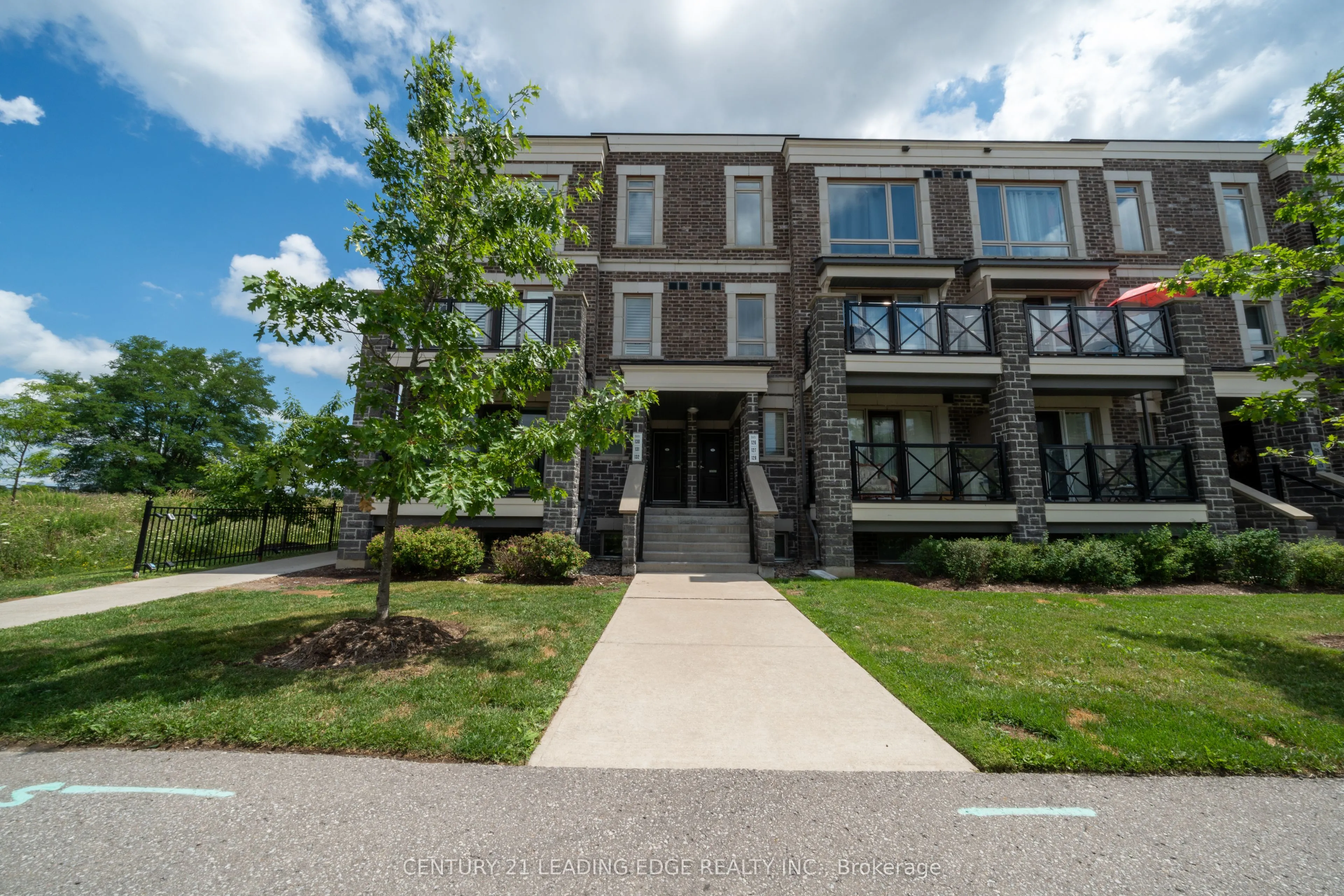 2 Dunsheath Way, #132
