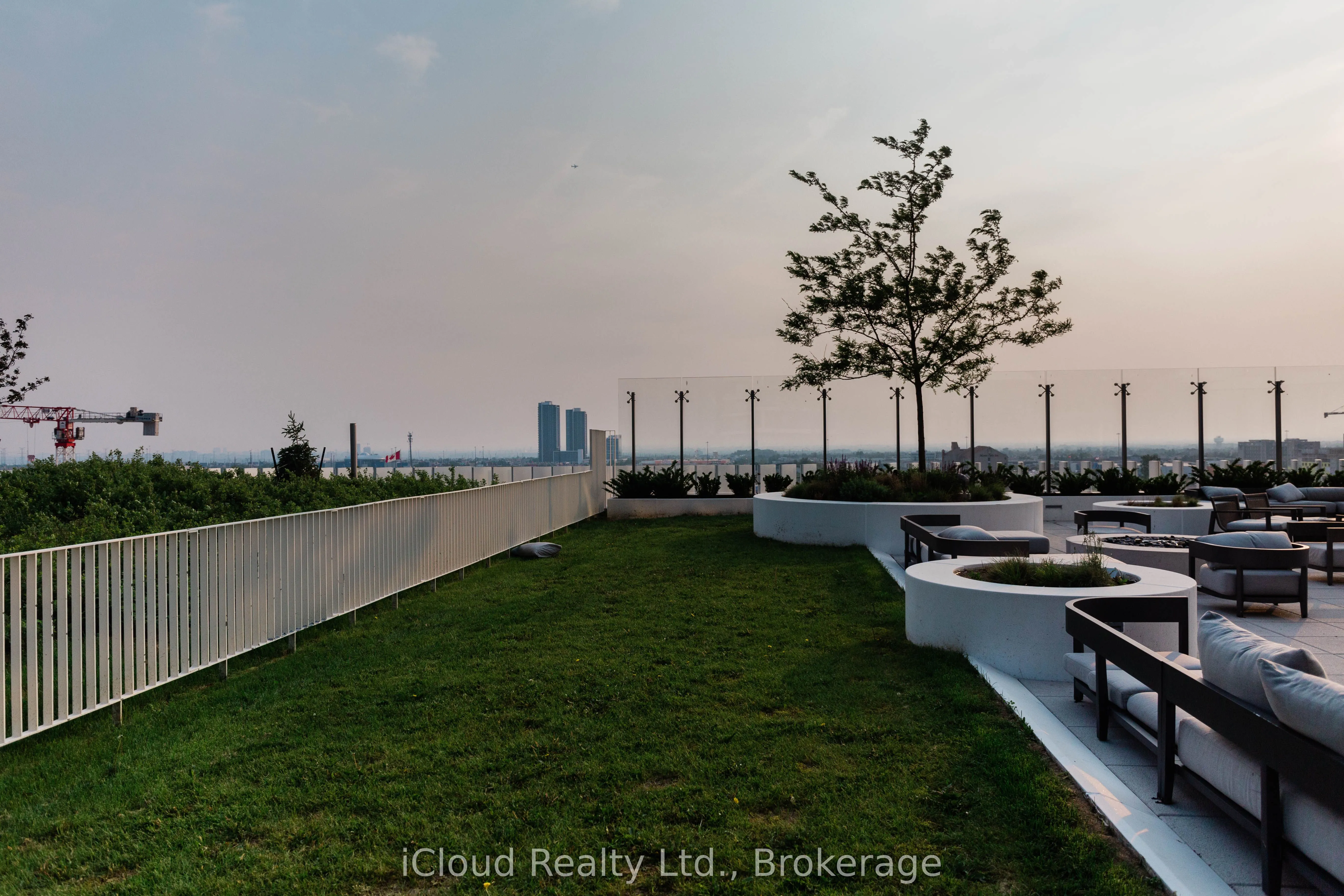 898 Portage Parkway, #2606