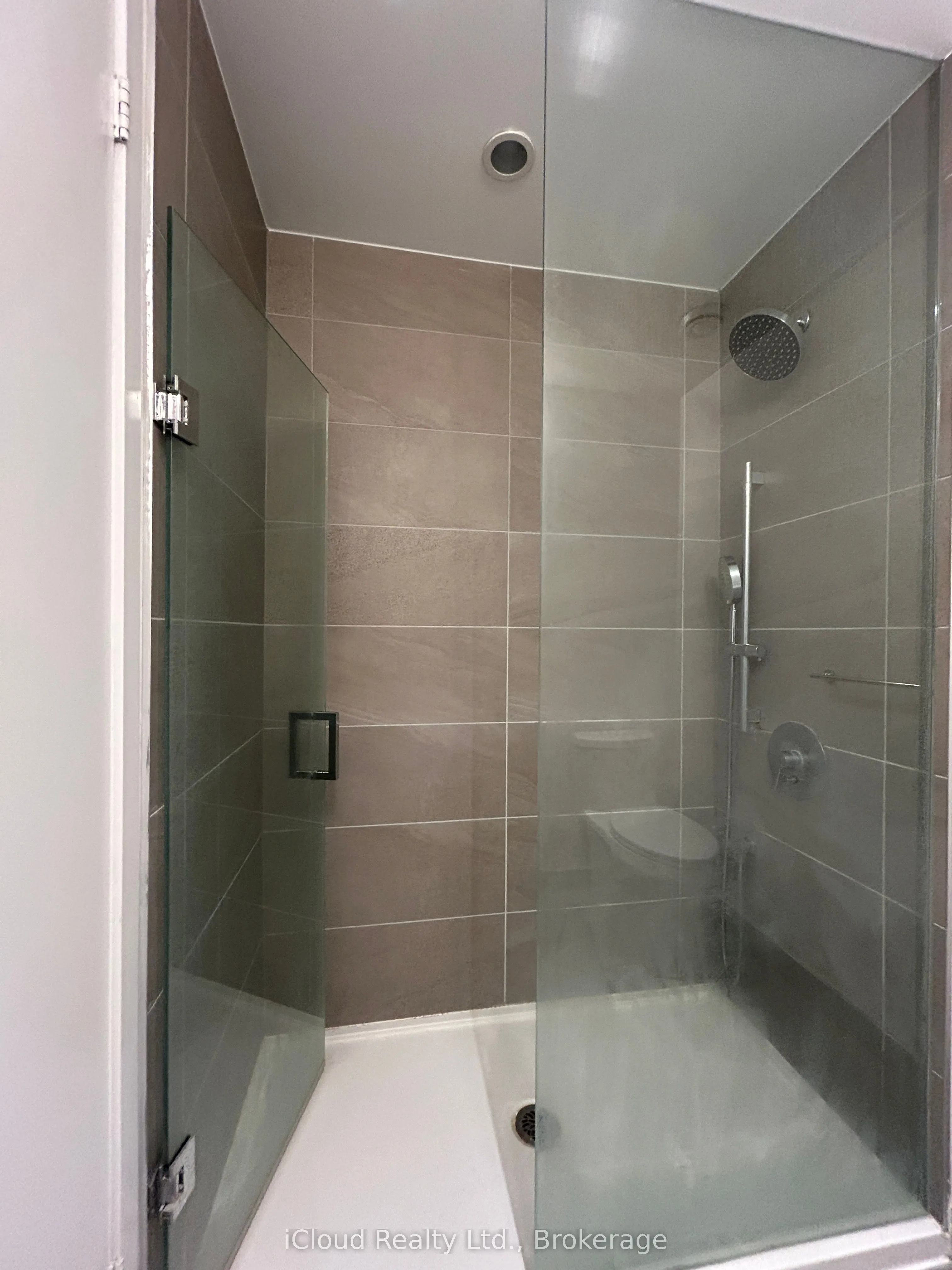 898 Portage Parkway, #2606