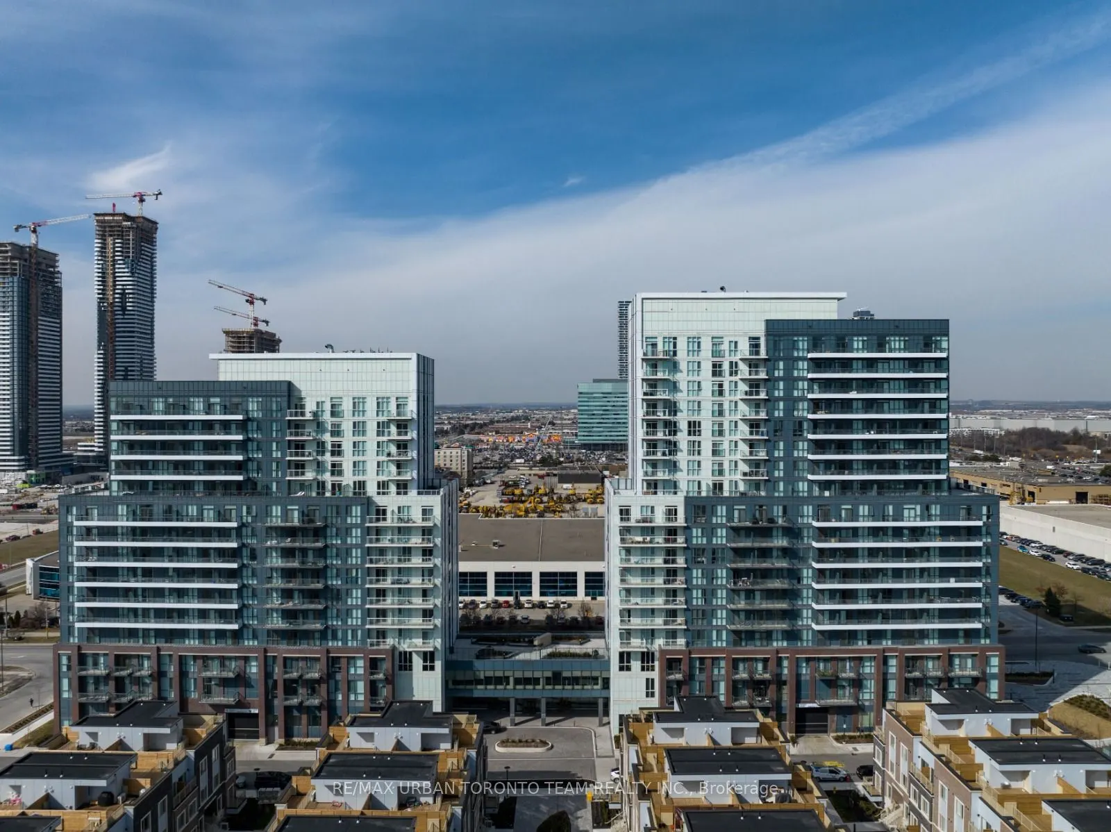 10 Honeycrisp Crescent, #1815