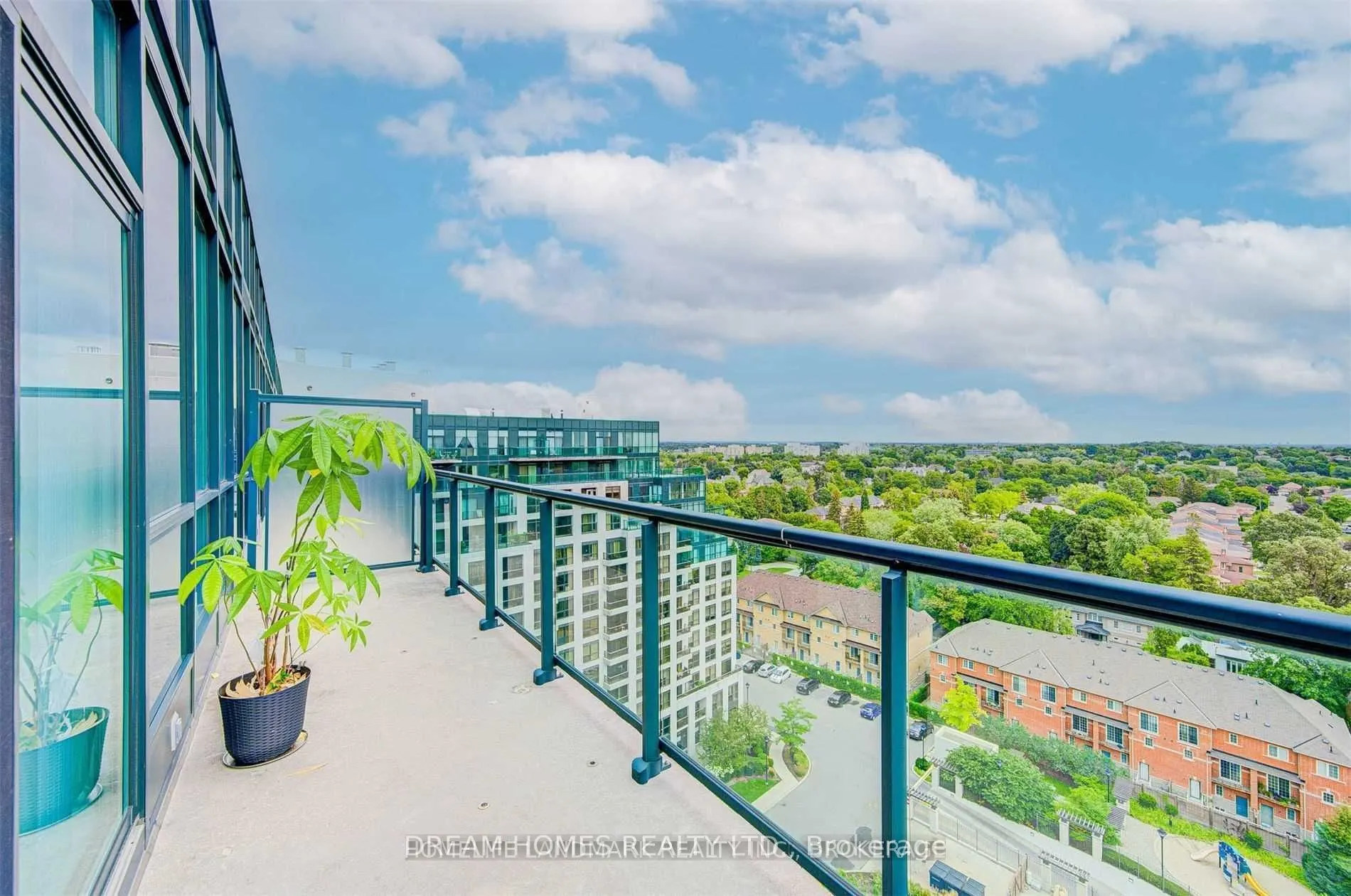 18 Harding blvd Boulevard S, #PH212