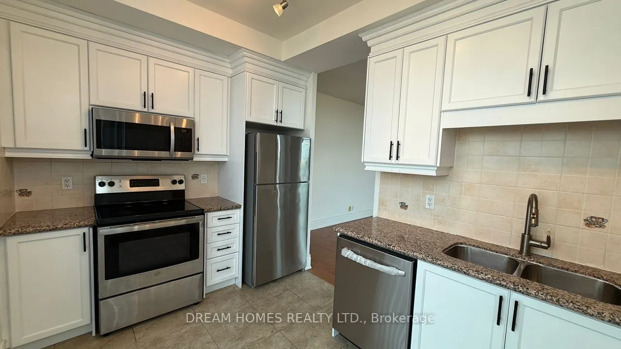 18 Harding blvd Boulevard S, #PH212