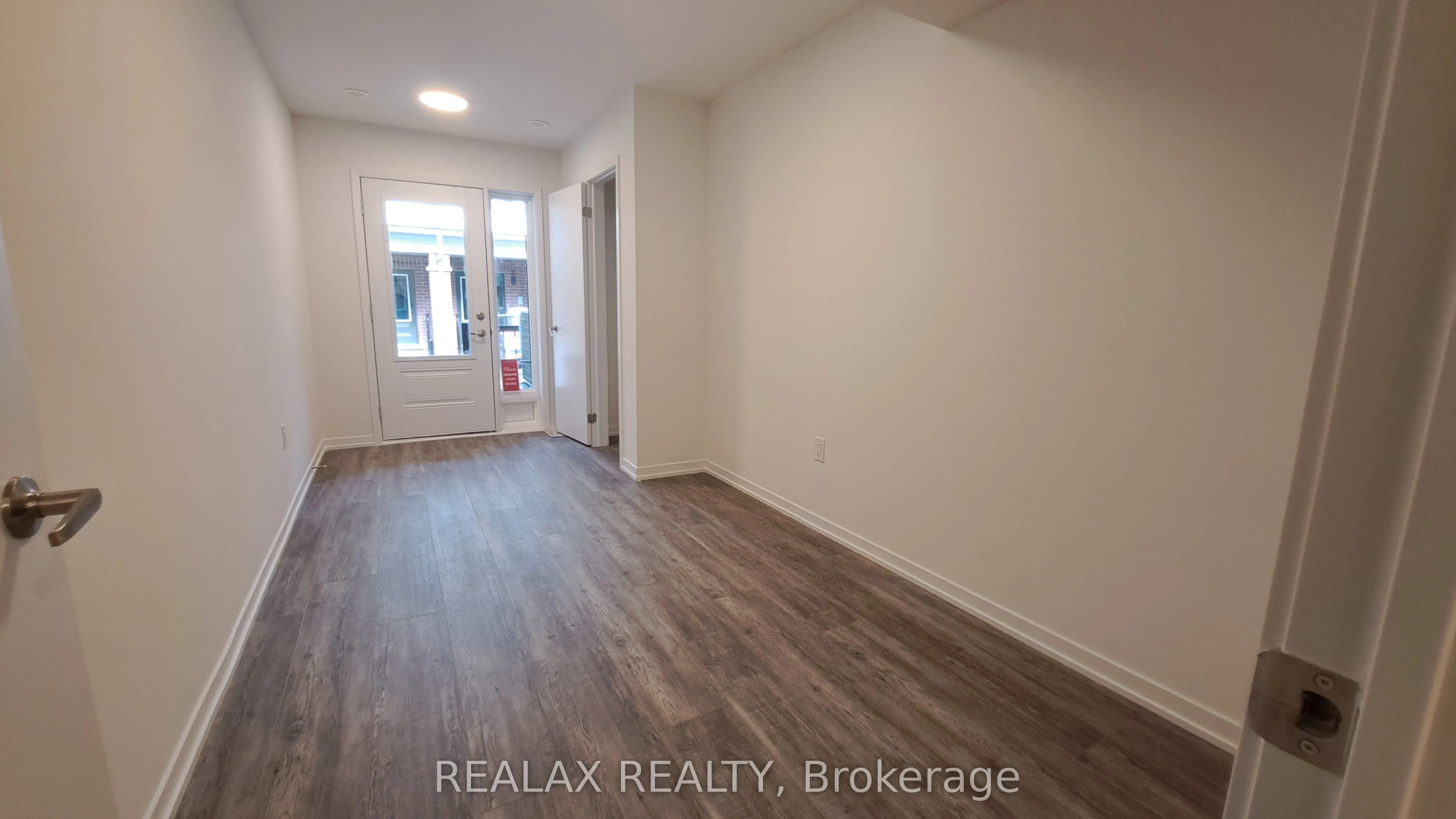 178 Matawin Lane, #115