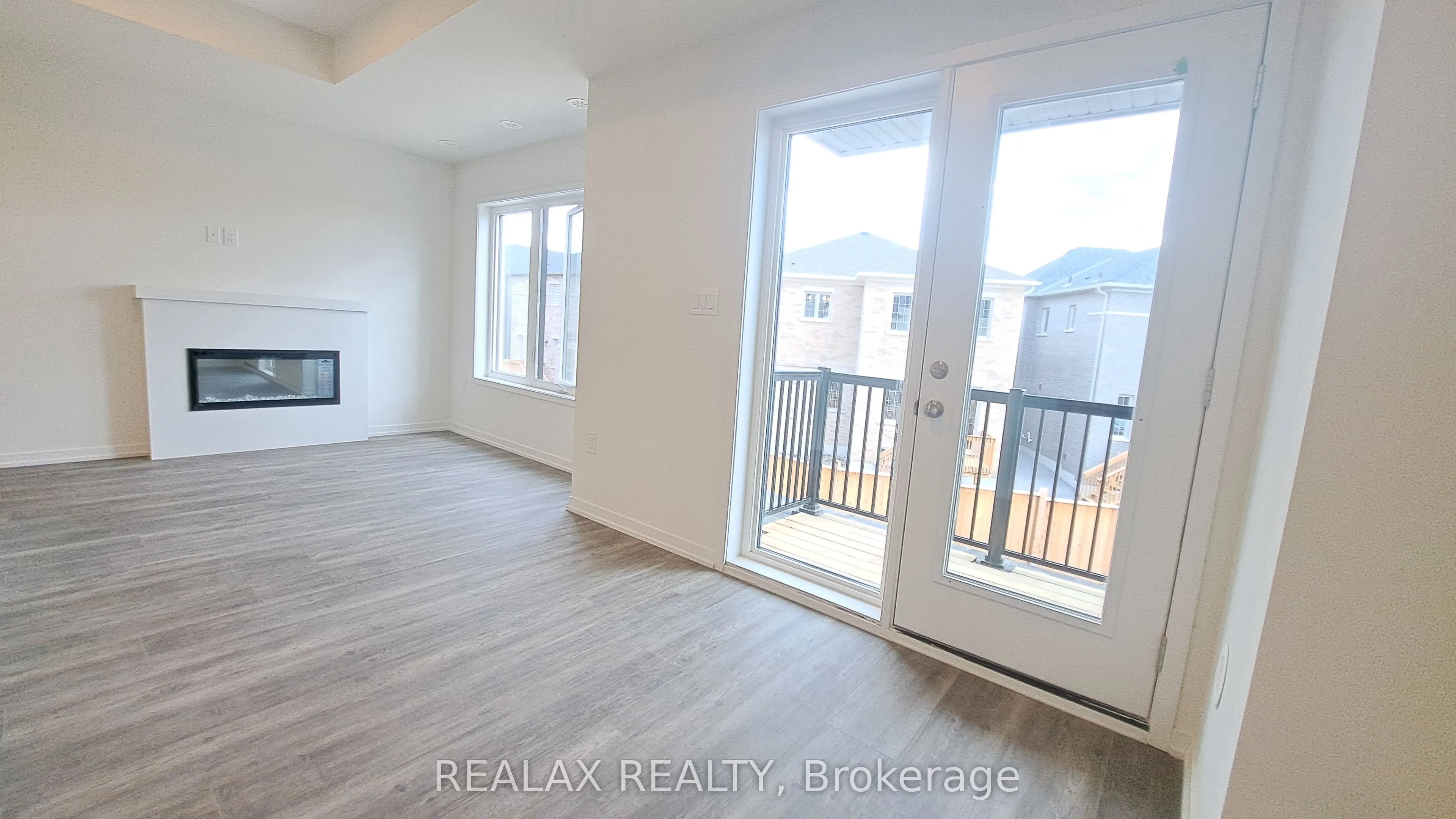 178 Matawin Lane, #115